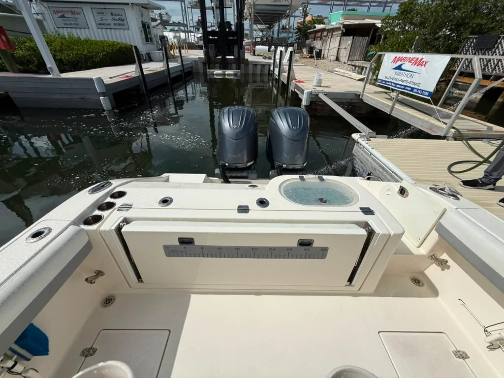 2018 Cobia 261 CENTER CONSOLE Image Thumbnail #18