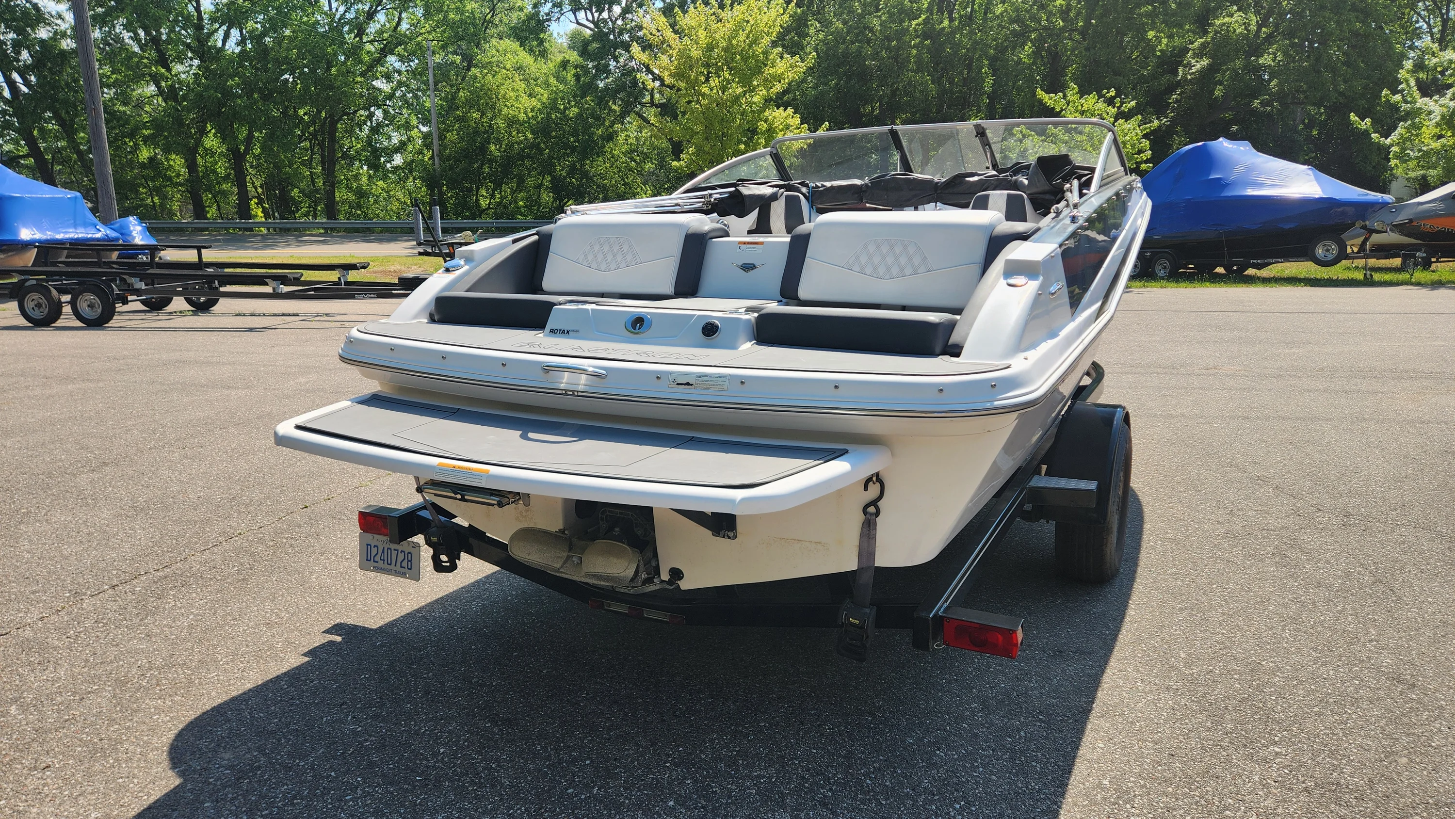 2015 Glastron 207 GT Image Thumbnail #4