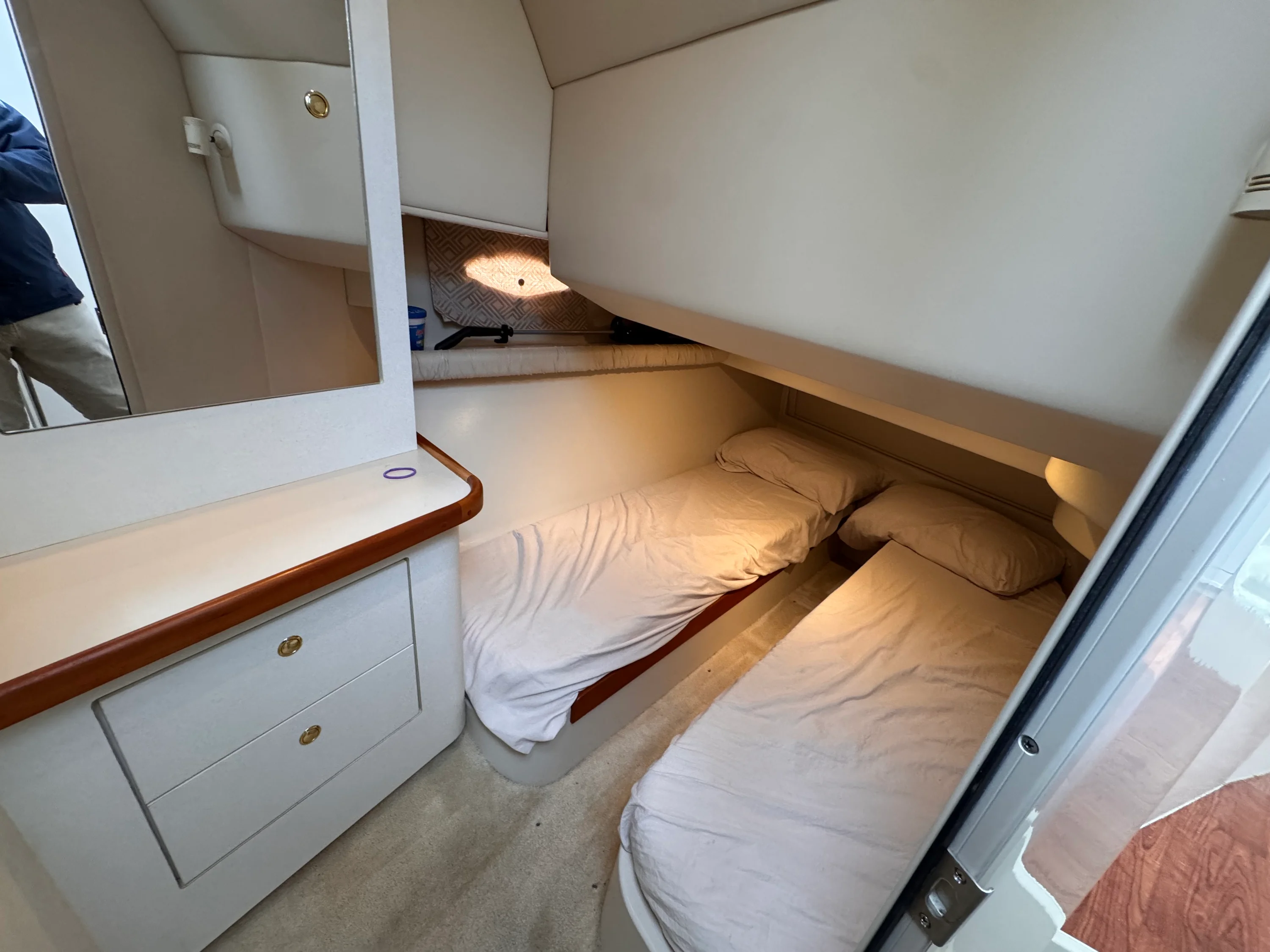 1998 Cruisers Yachts 3585 Image Thumbnail #17