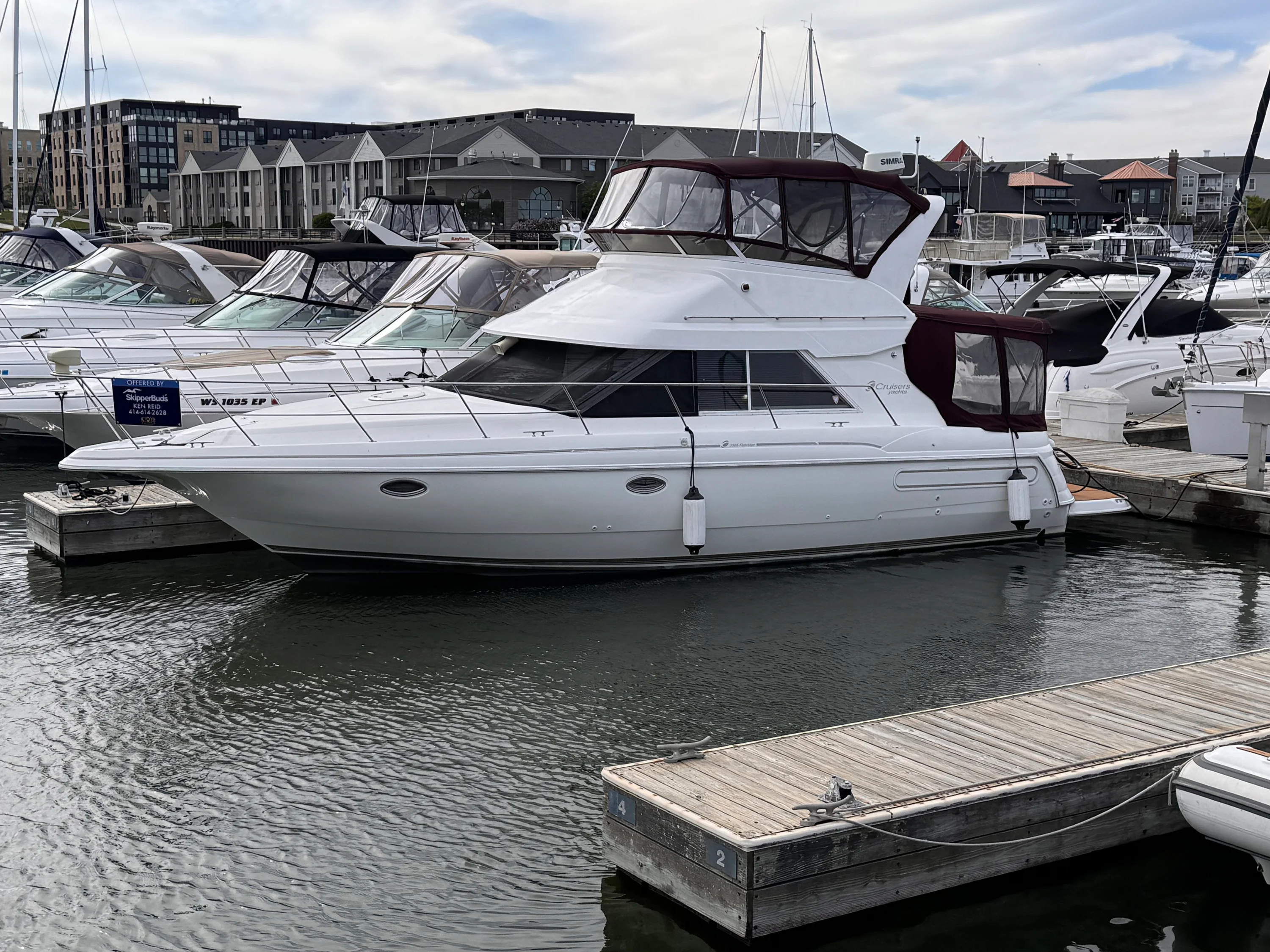 1998 Cruisers Yachts 3585 Image Thumbnail #0