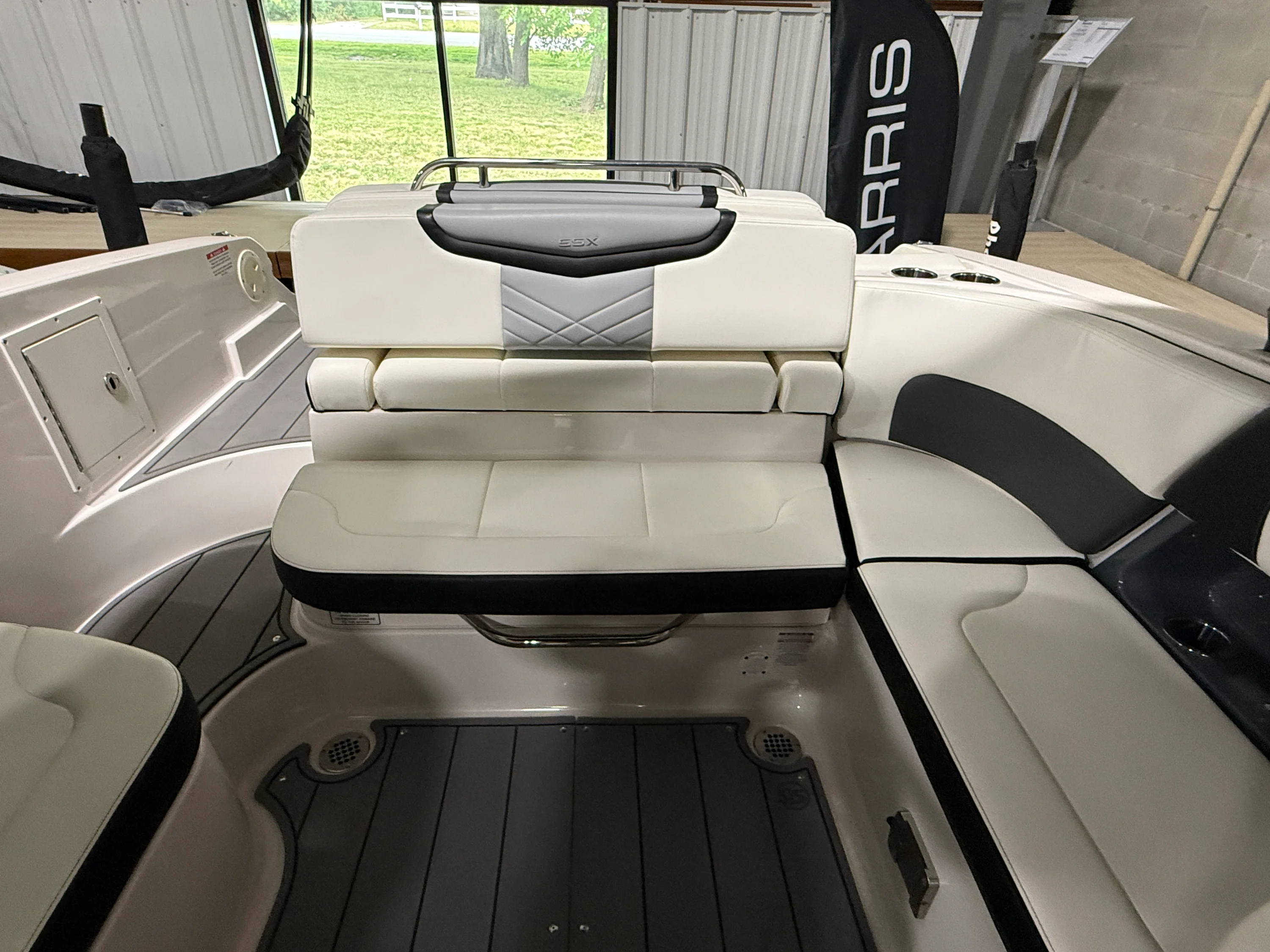 2023 Chaparral 267 SS Image Thumbnail #8
