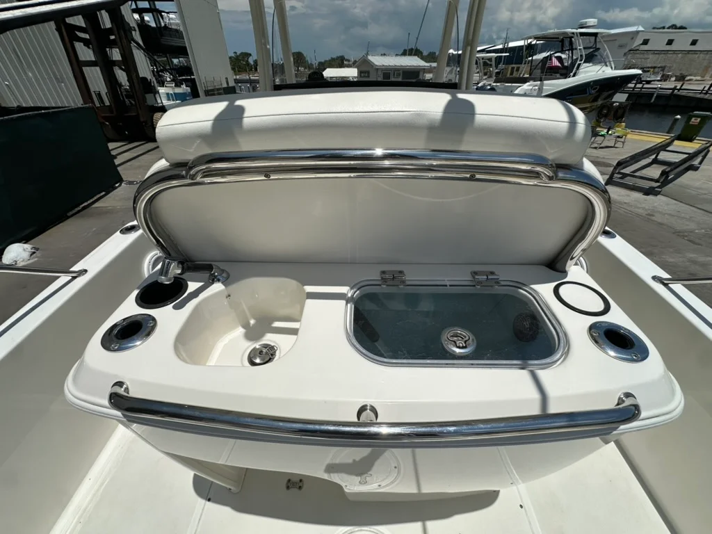 2015 Boston Whaler DAUNTLESS 270 Image Thumbnail #22
