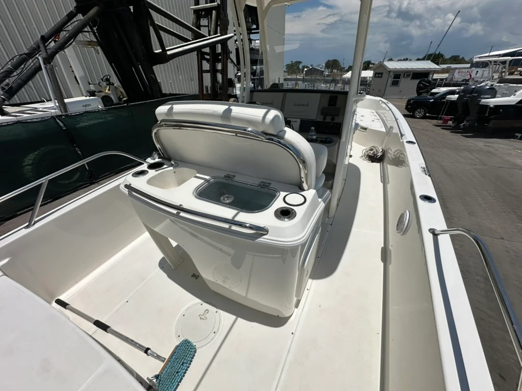 2015 Boston Whaler DAUNTLESS 270 Image Thumbnail #6