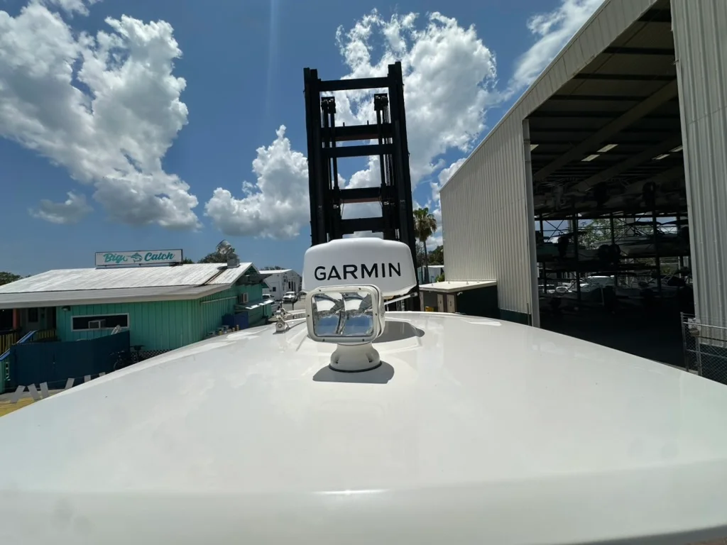 2015 Boston Whaler DAUNTLESS 270 Image Thumbnail #13
