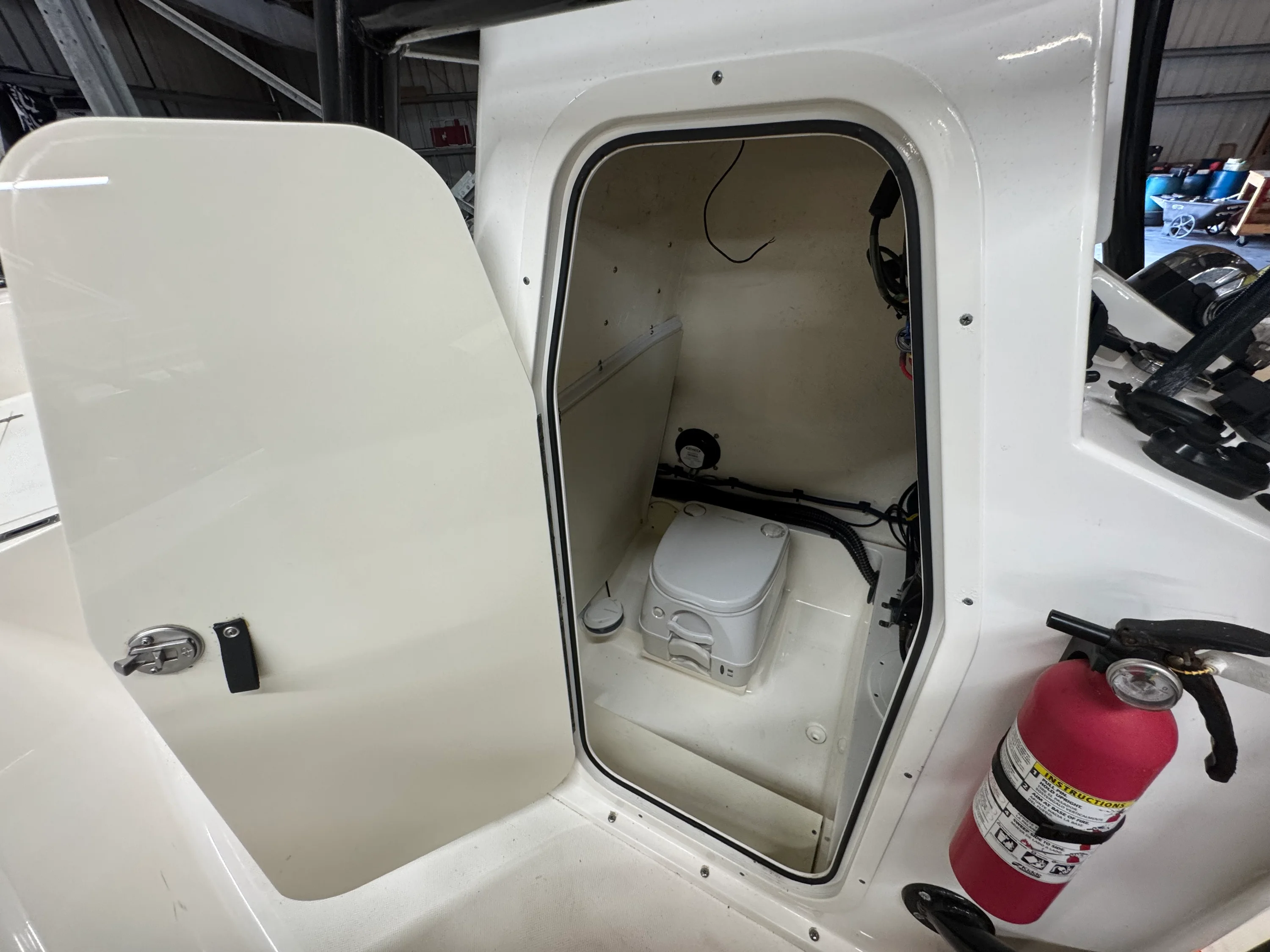 2020 Sea Born LX24 Image Thumbnail #31