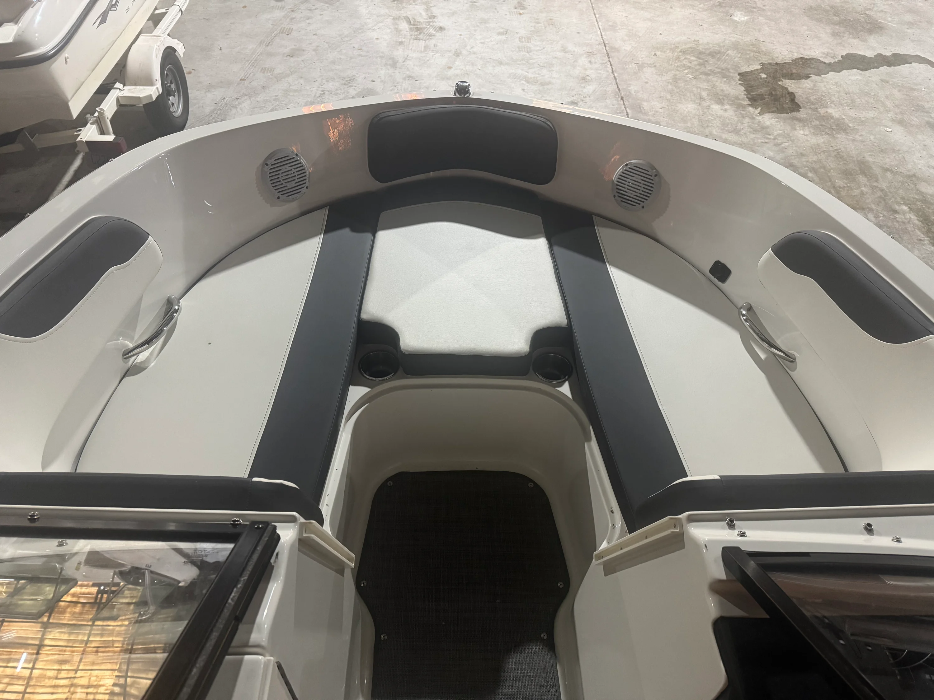2022 Bayliner VR6 Image Thumbnail #8