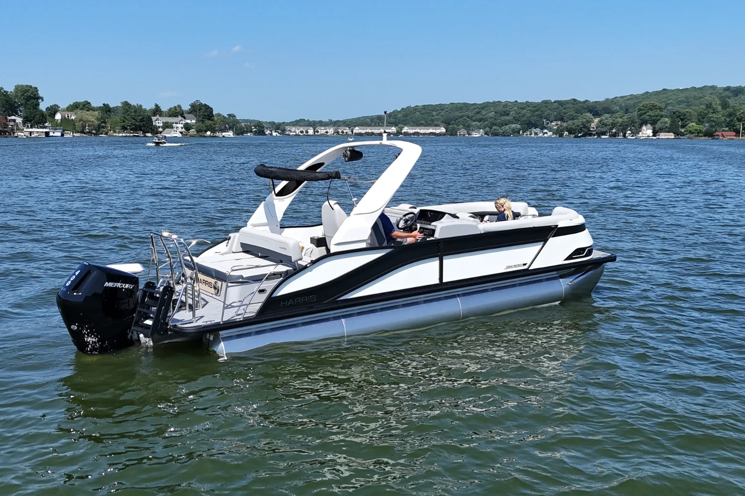 2027 Harris Grand Mariner 250 Image Thumbnail #4
