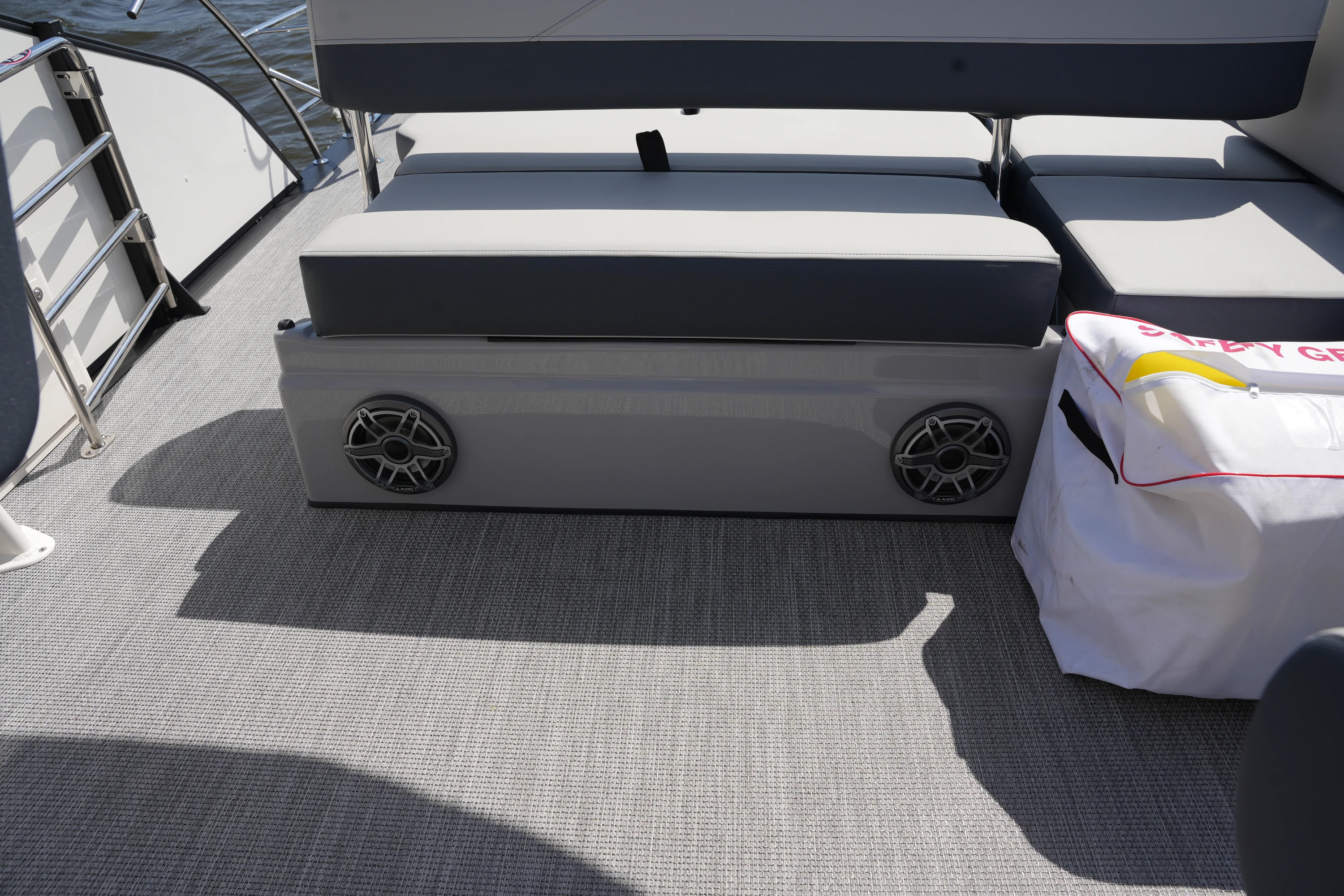 2027 Harris Grand Mariner 250 Image Thumbnail #31