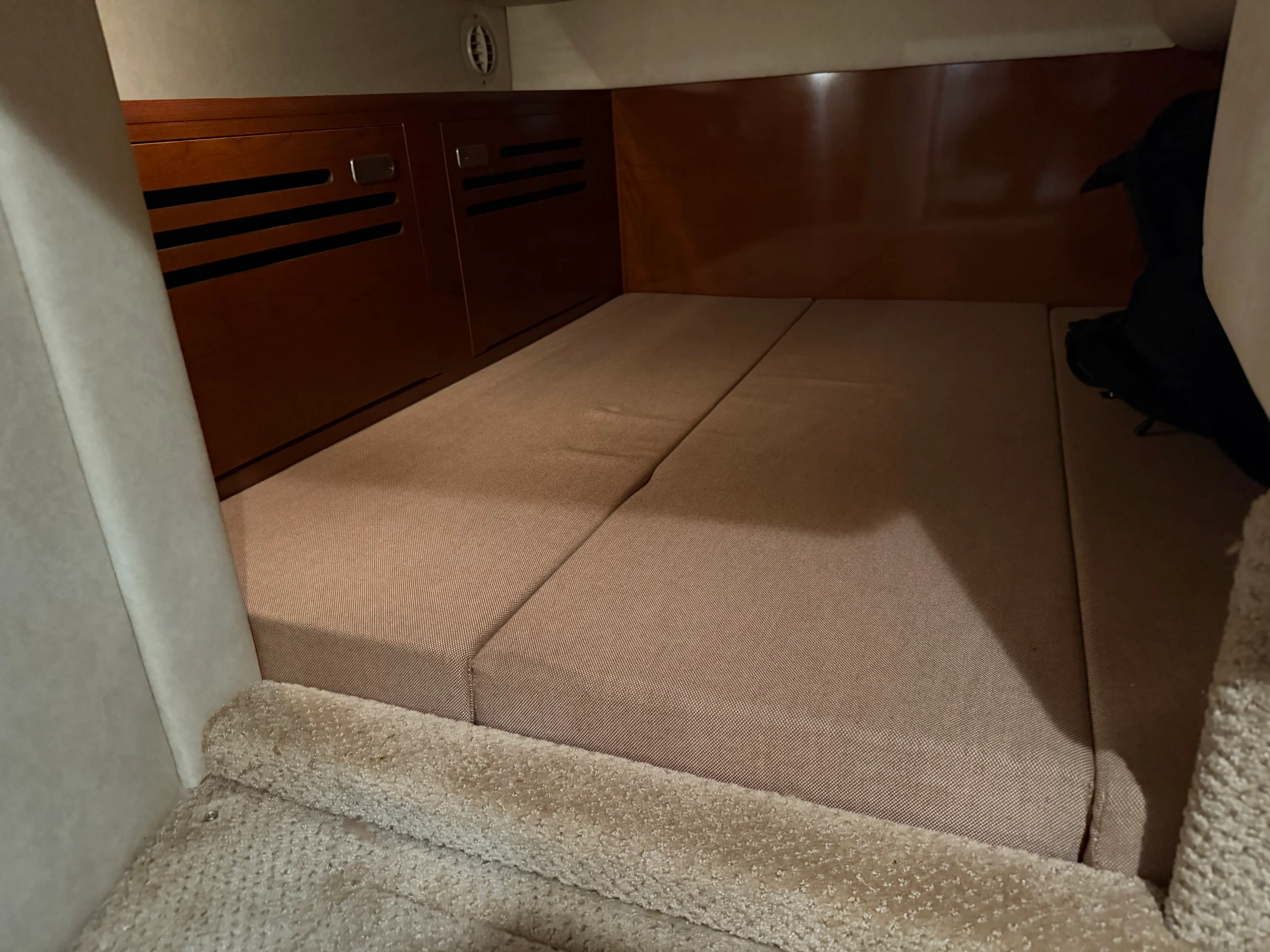 2012 Sea Ray 260 SUNDANCER Image Thumbnail #16