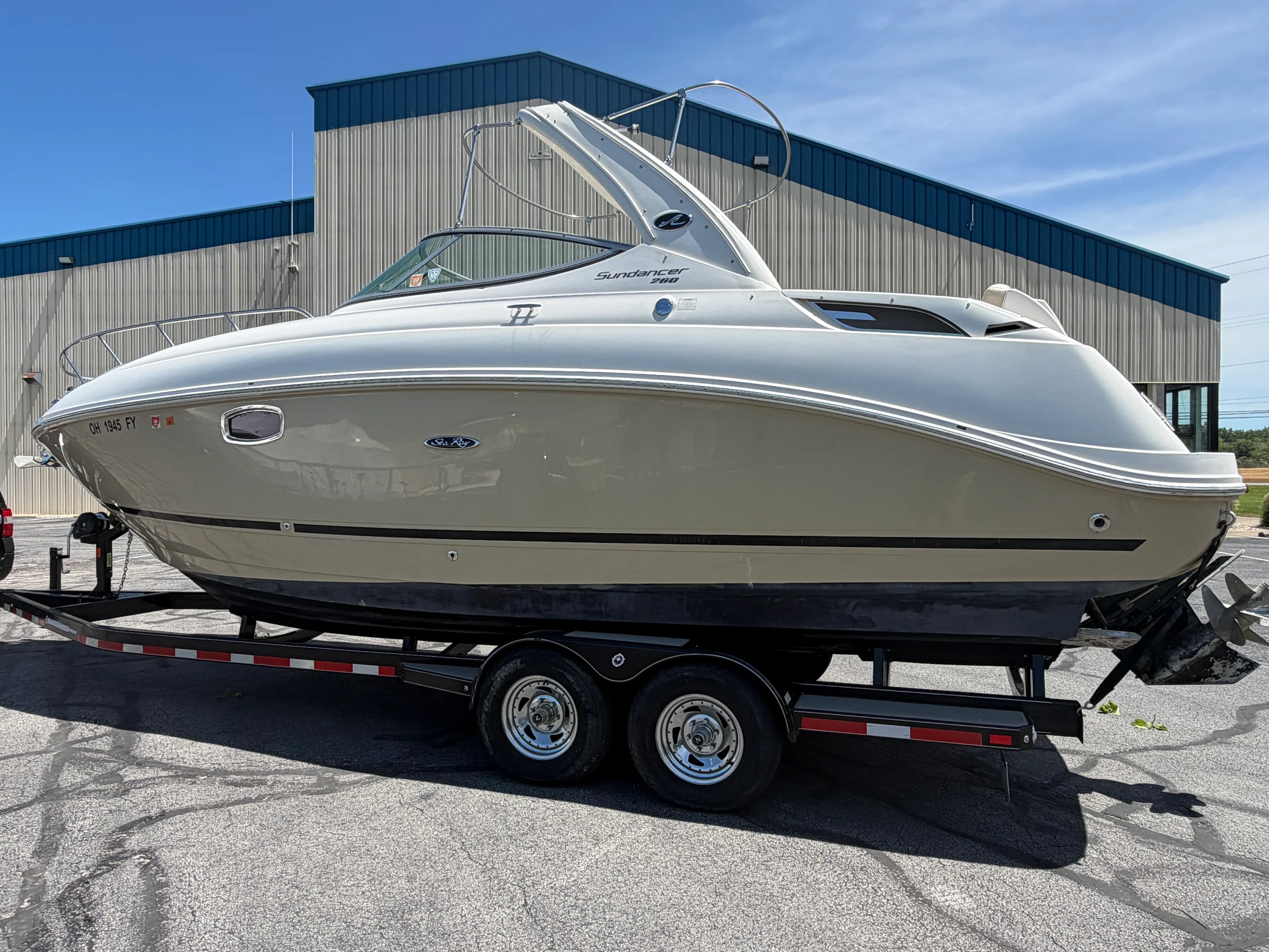 2012 Sea Ray 260 SUNDANCER Image Thumbnail #2