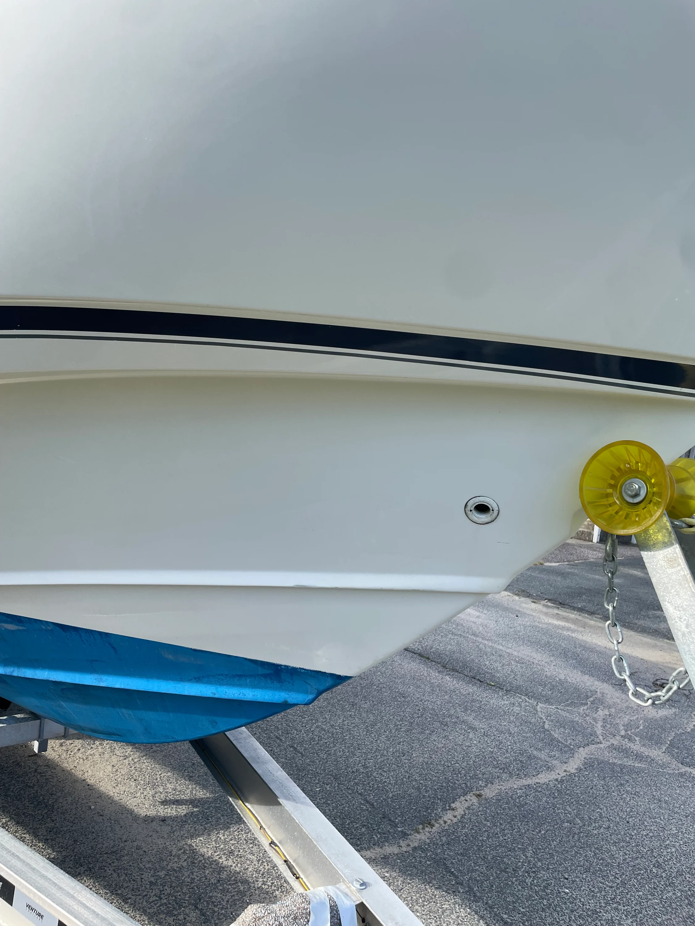 2009 Boston Whaler 255 CONQUEST Image Thumbnail #4