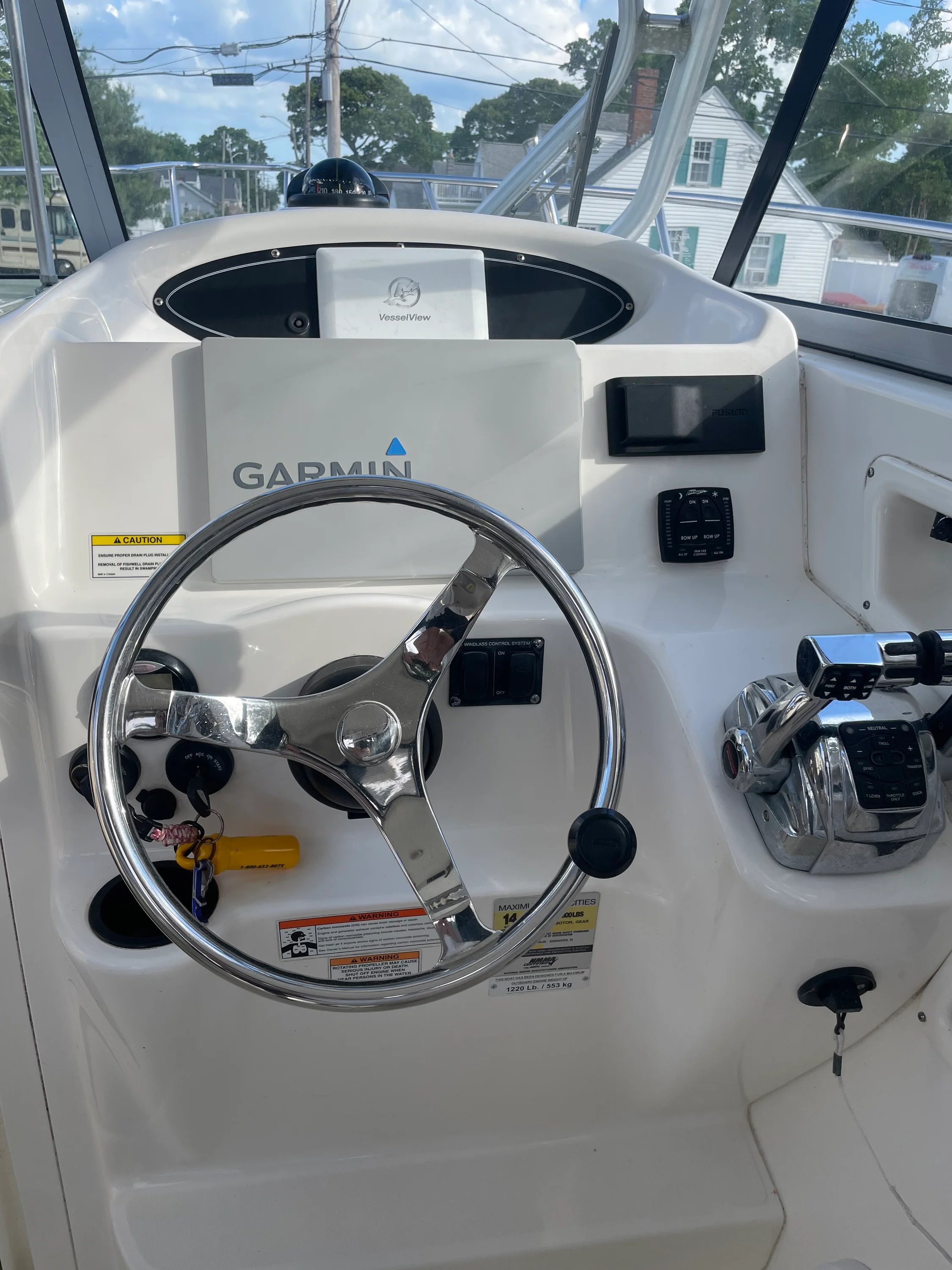 2009 Boston Whaler 255 CONQUEST Image Thumbnail #8