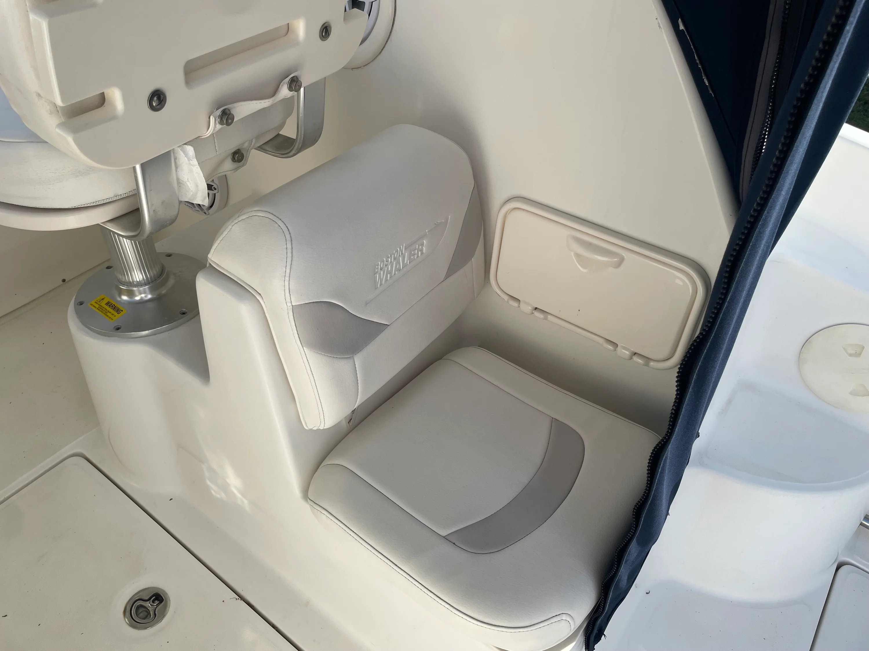 2009 Boston Whaler 255 CONQUEST Image Thumbnail #20