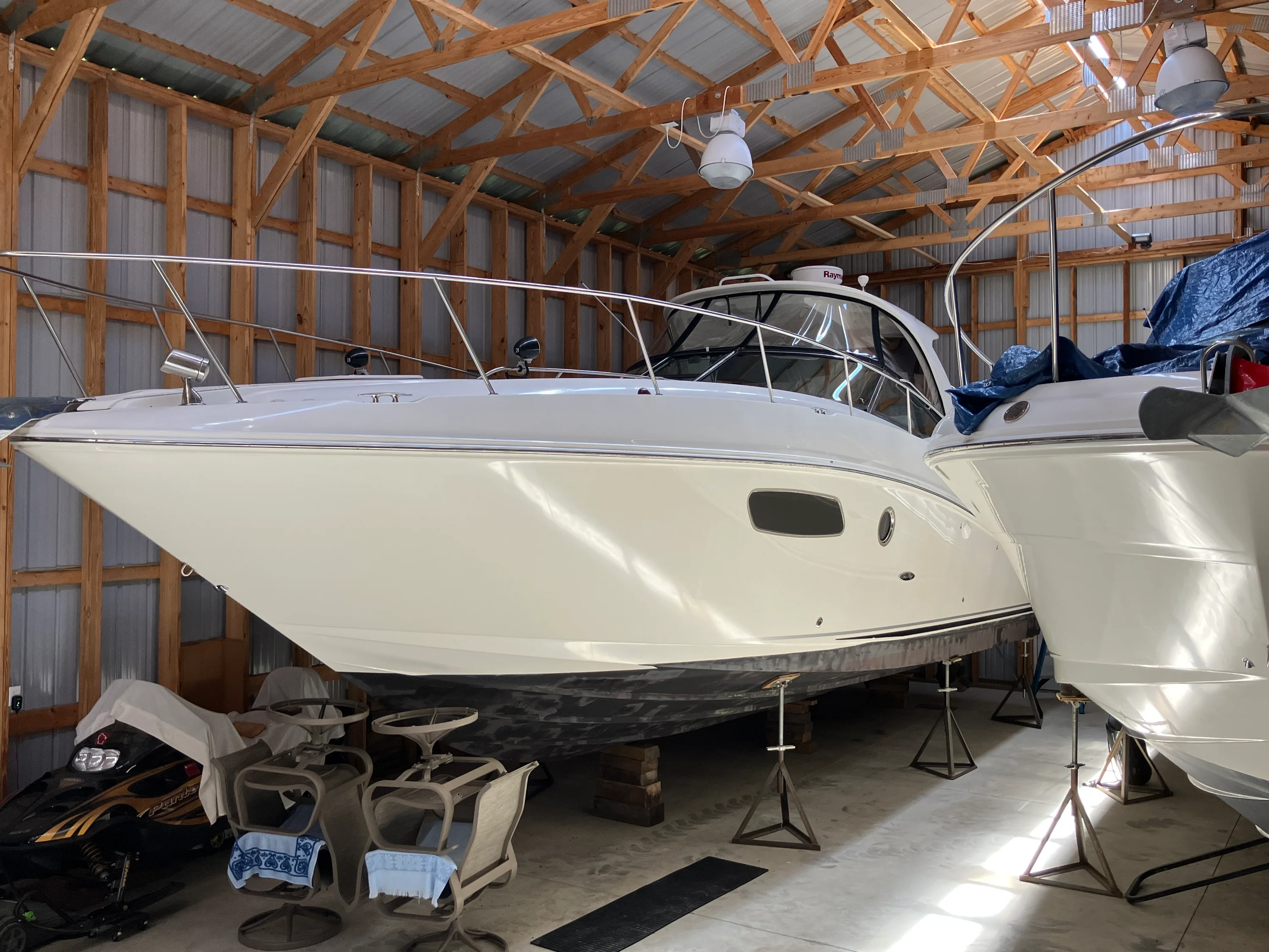 2011 Sea Ray 370 SUNDANCER Image Thumbnail #5