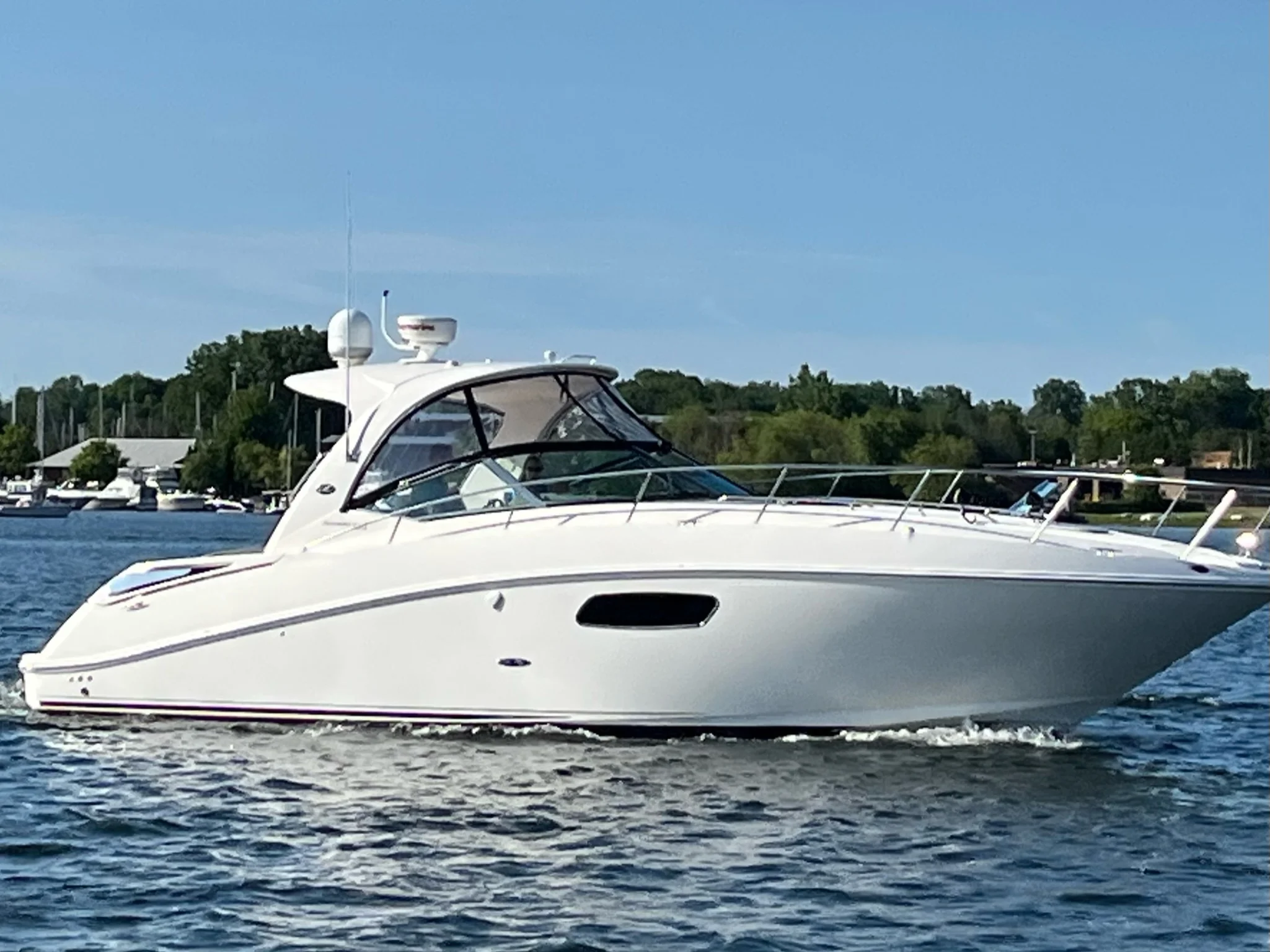 2011 Sea Ray 370 SUNDANCER Image Thumbnail #44