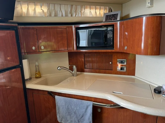 2004 Sea Ray 380 Sundancer Image Thumbnail #22