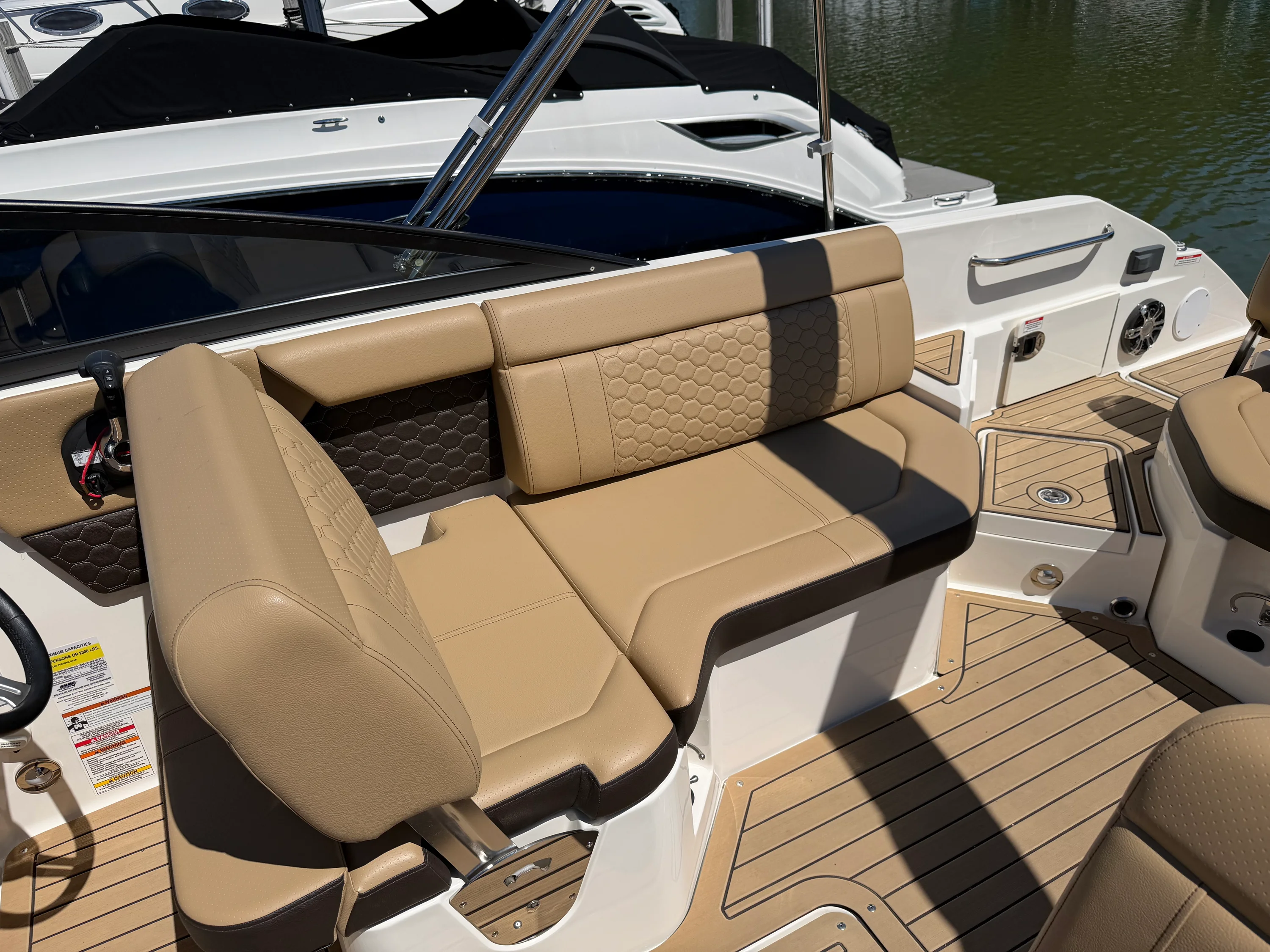 2021 Sea Ray 250 SDX Image Thumbnail #10