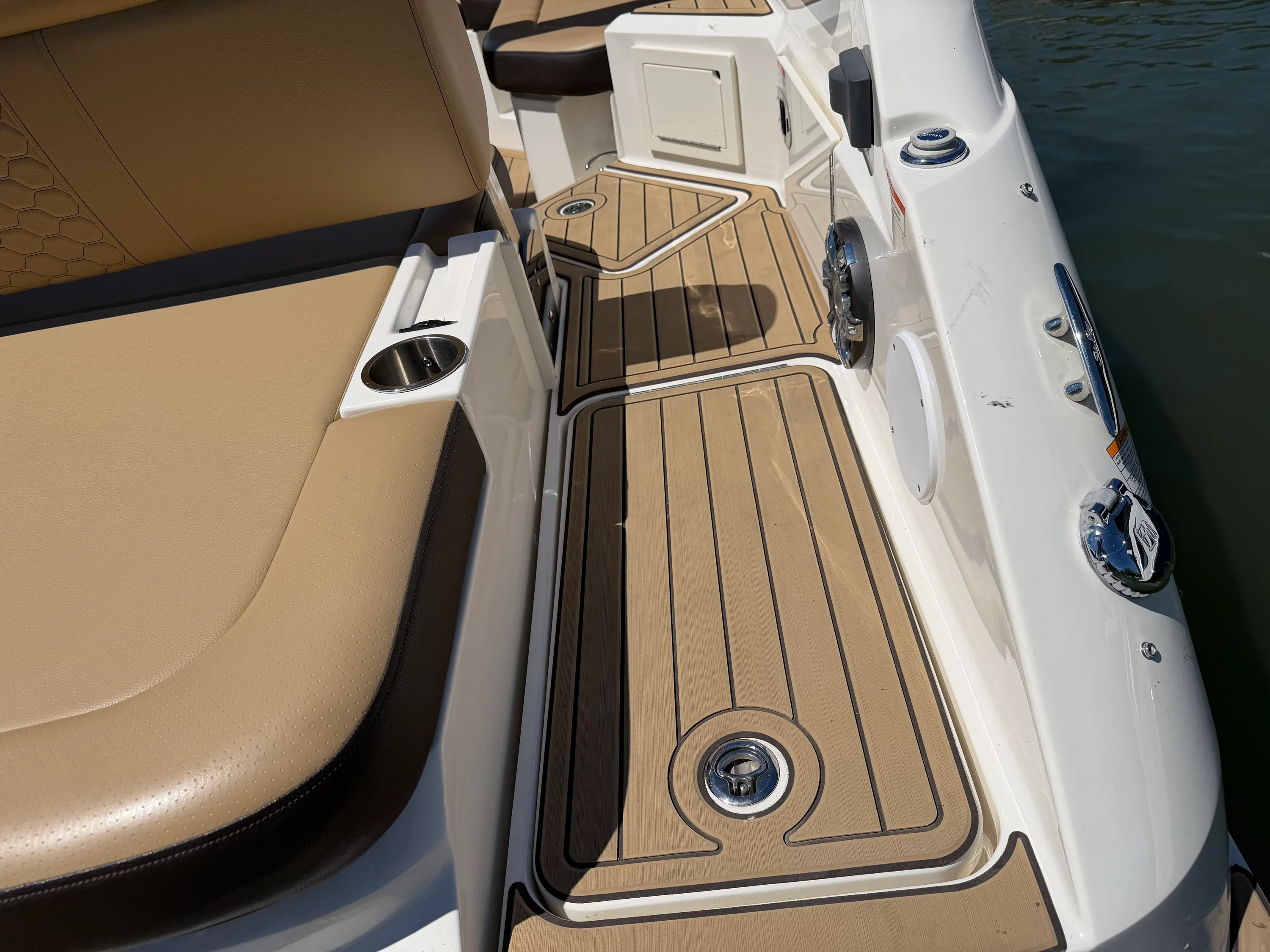 2021 Sea Ray 250 SDX Image Thumbnail #8