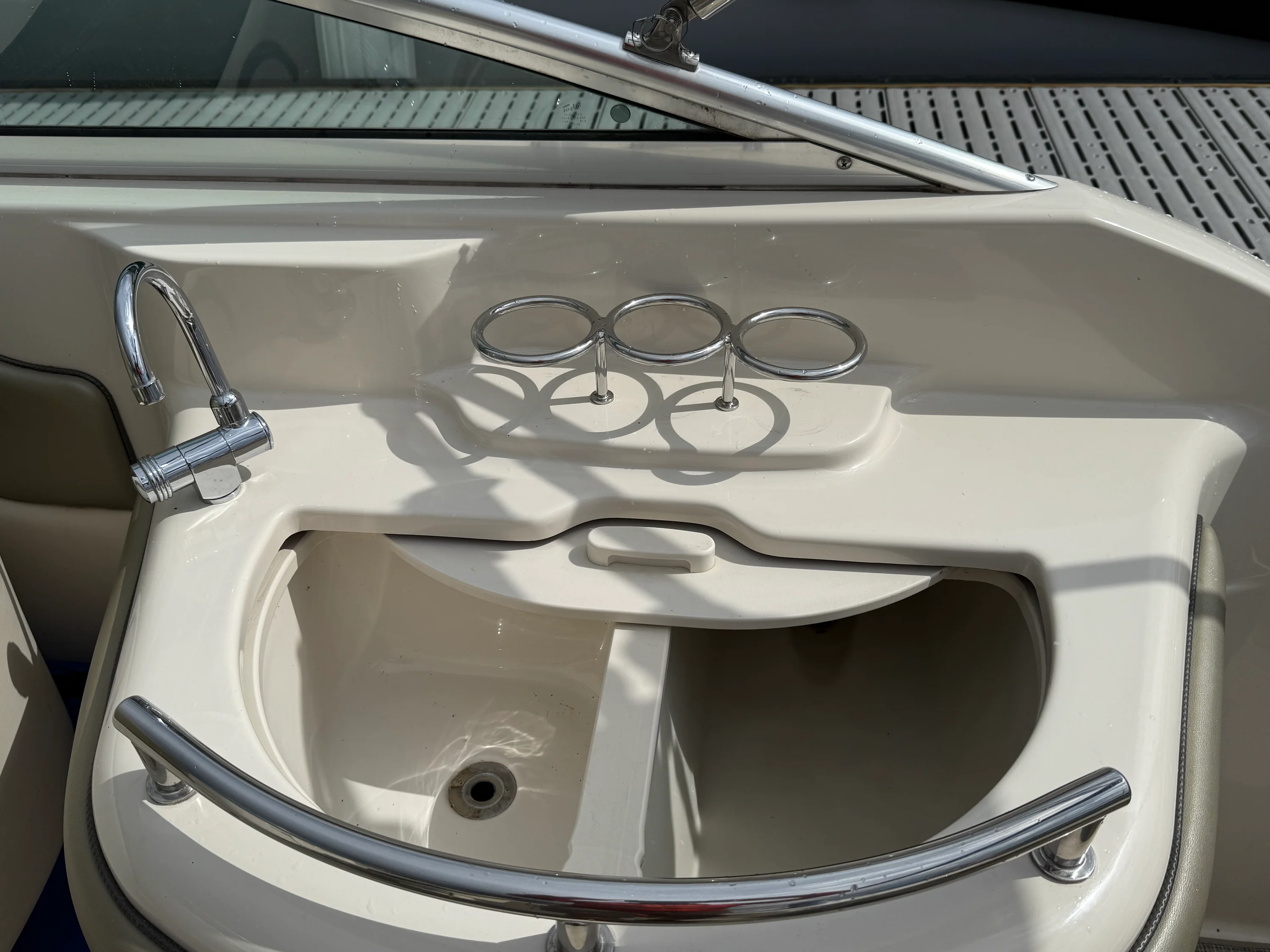 2005 Sea Ray 270 SUNDECK Image Thumbnail #9