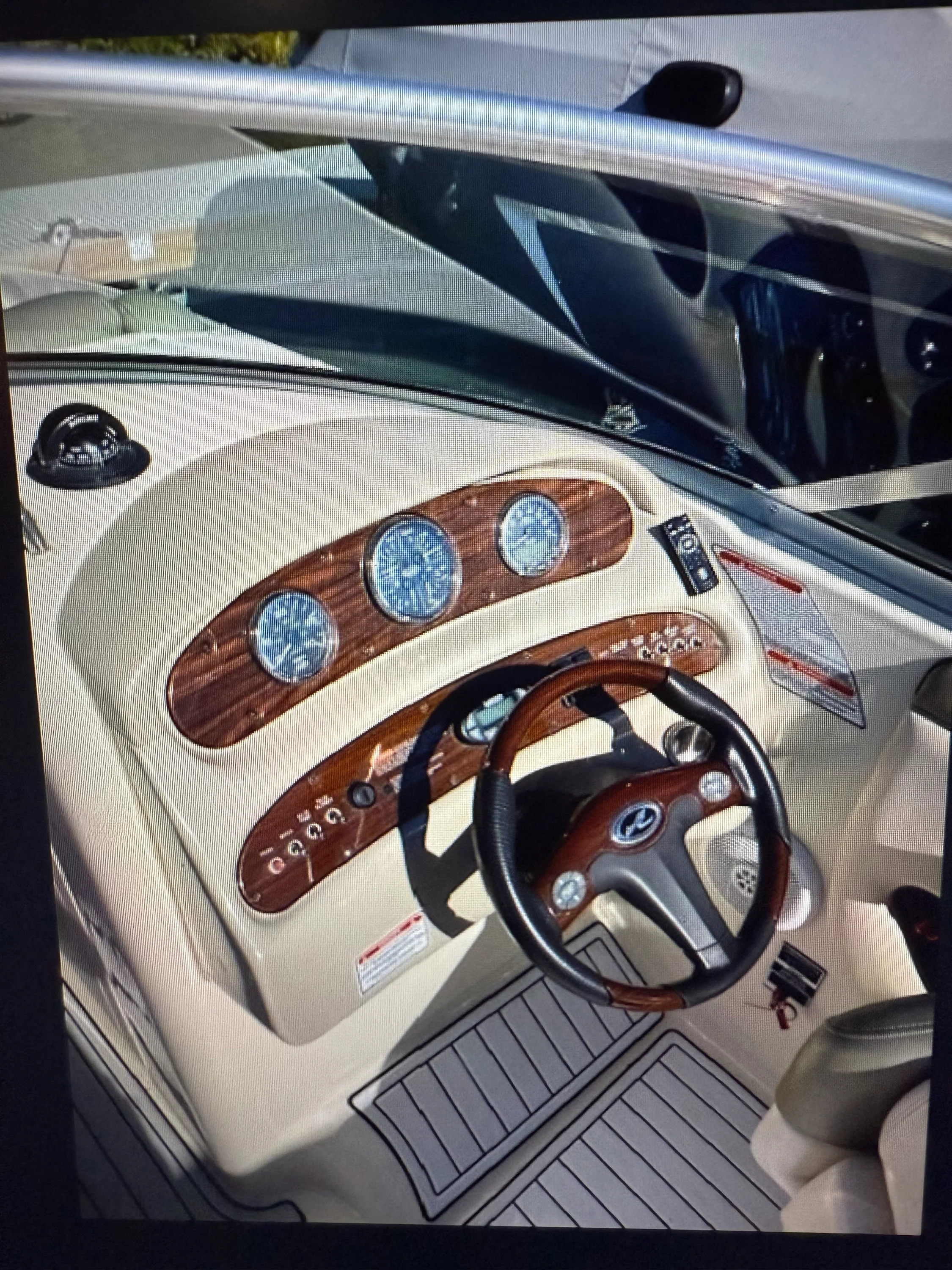 2005 Sea Ray 270 SUNDECK Image Thumbnail #5