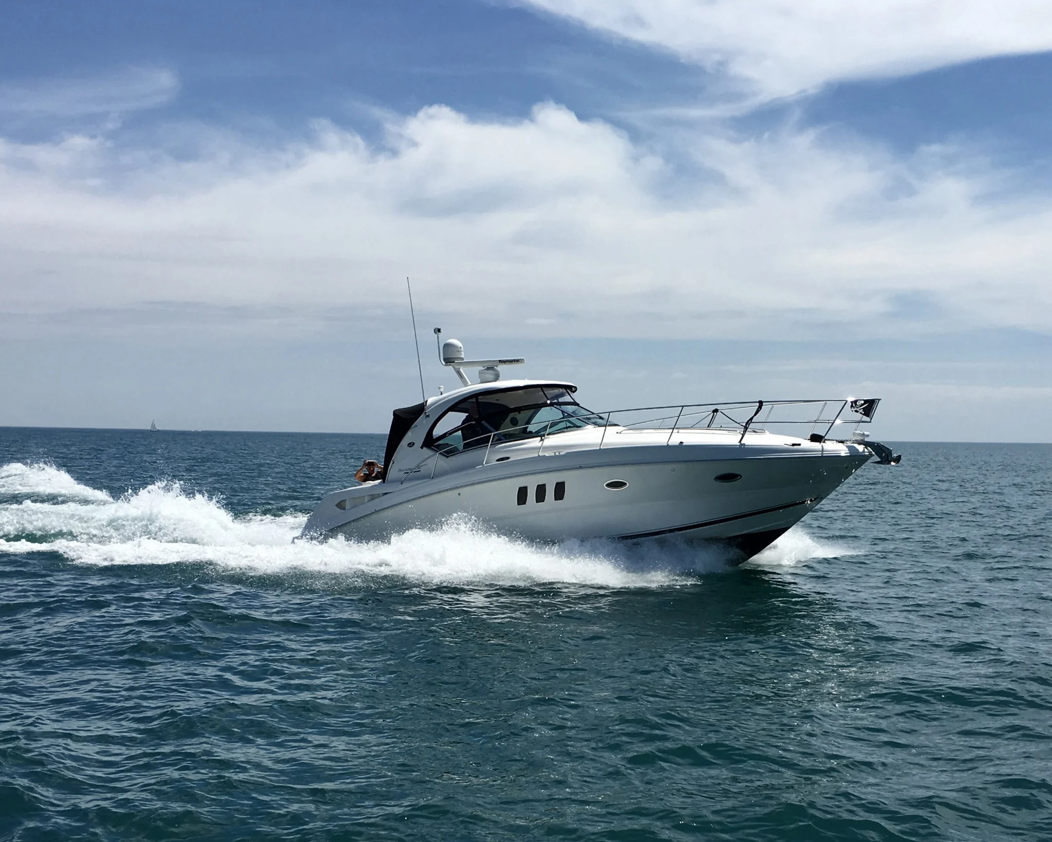 2007 Sea Ray 38 Sundancer Image Thumbnail #3