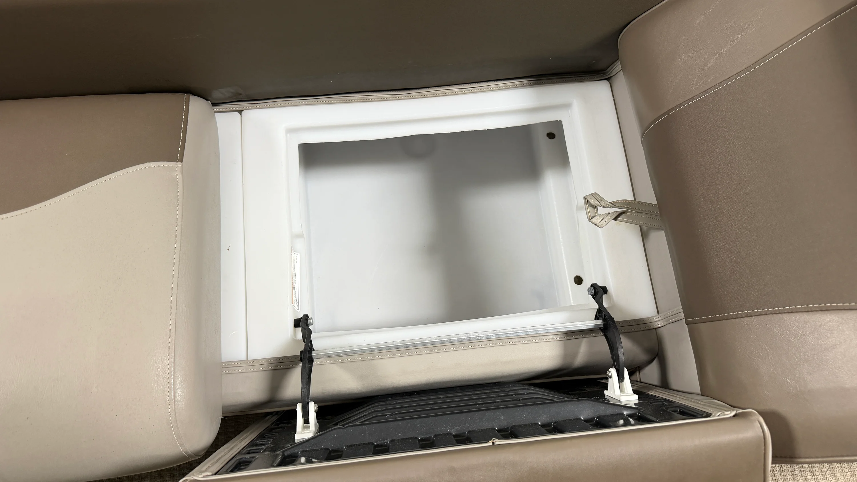 2014 Premier 240 SUNSATION SL Image Thumbnail #22