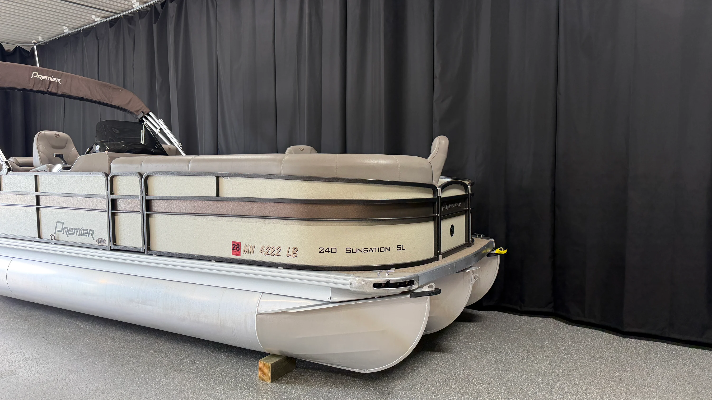 2014 Premier 240 SUNSATION SL Image Thumbnail #3