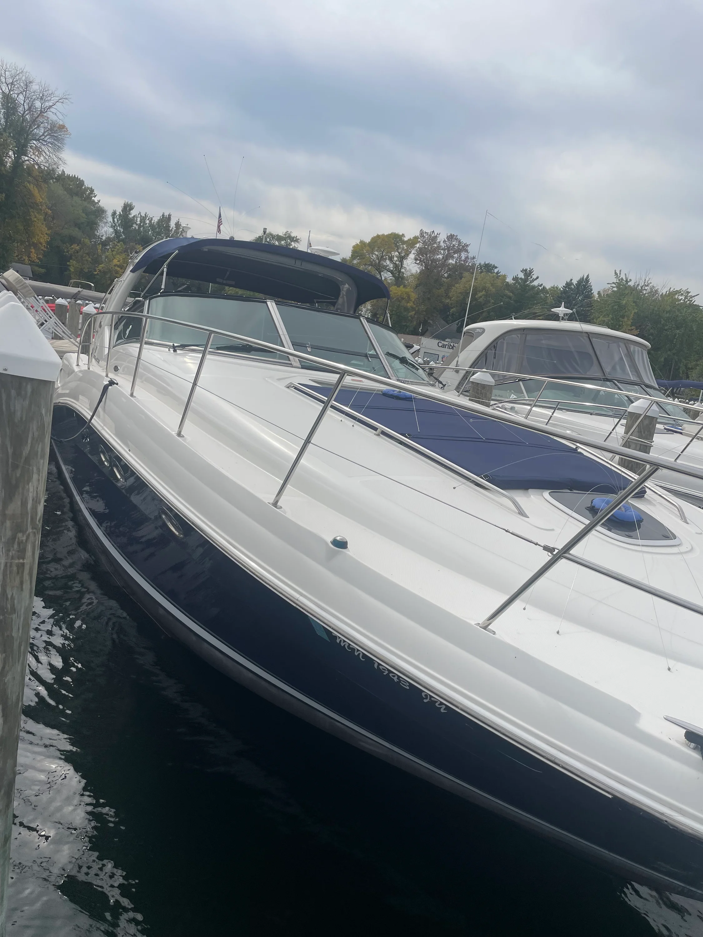 2005 Sea Ray 390 DA Image Thumbnail #1