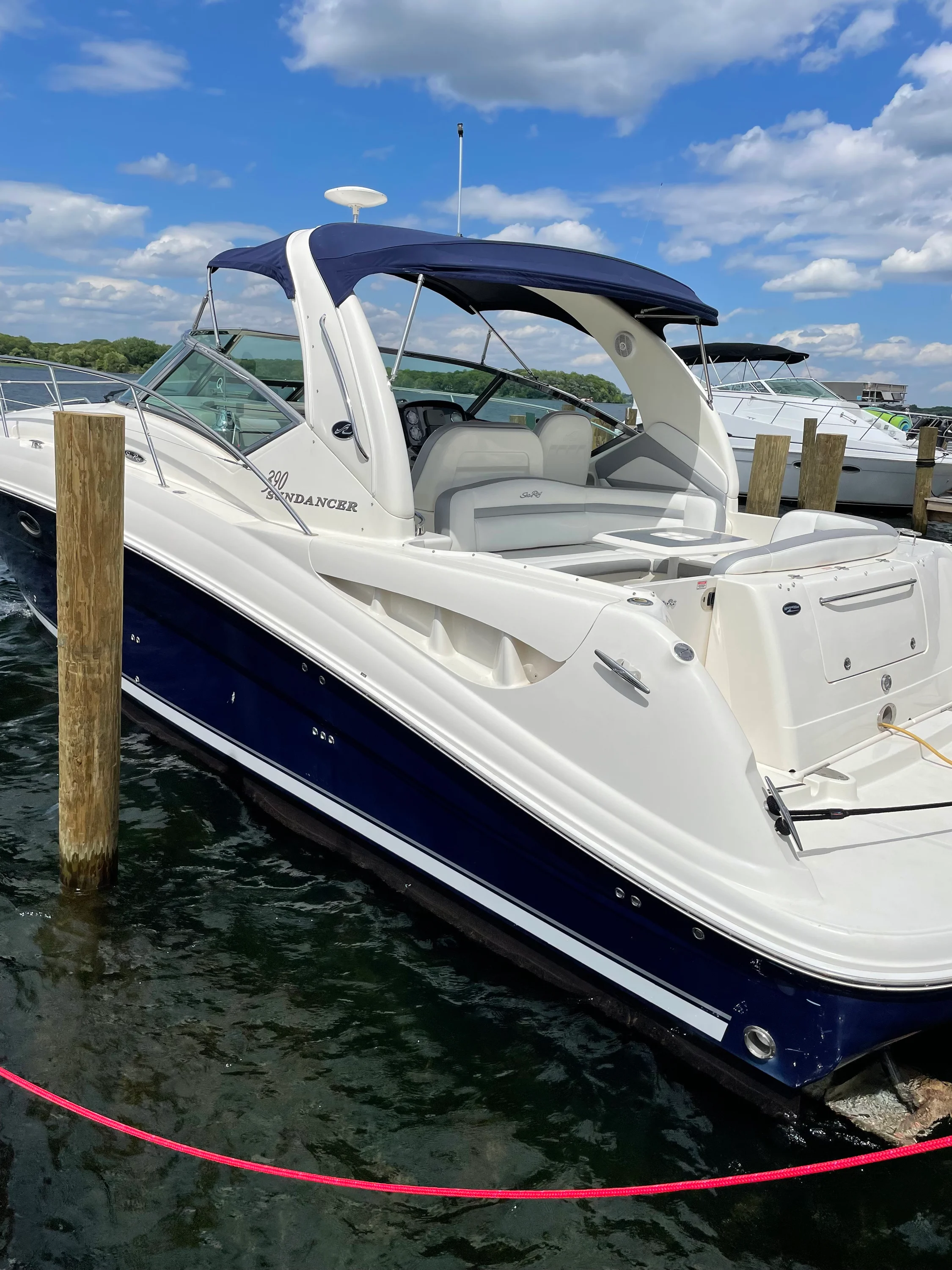 2005 Sea Ray 390 DA Image Thumbnail #0