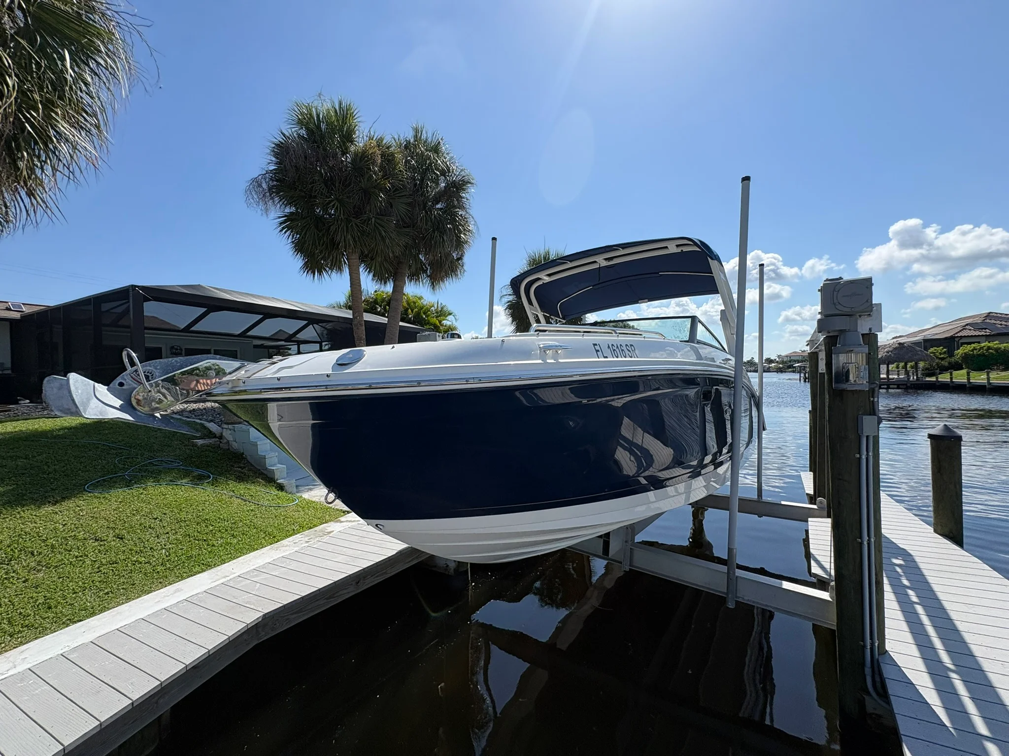 2020 Sea Ray SDX 270 OUTBOARD Image Thumbnail #1