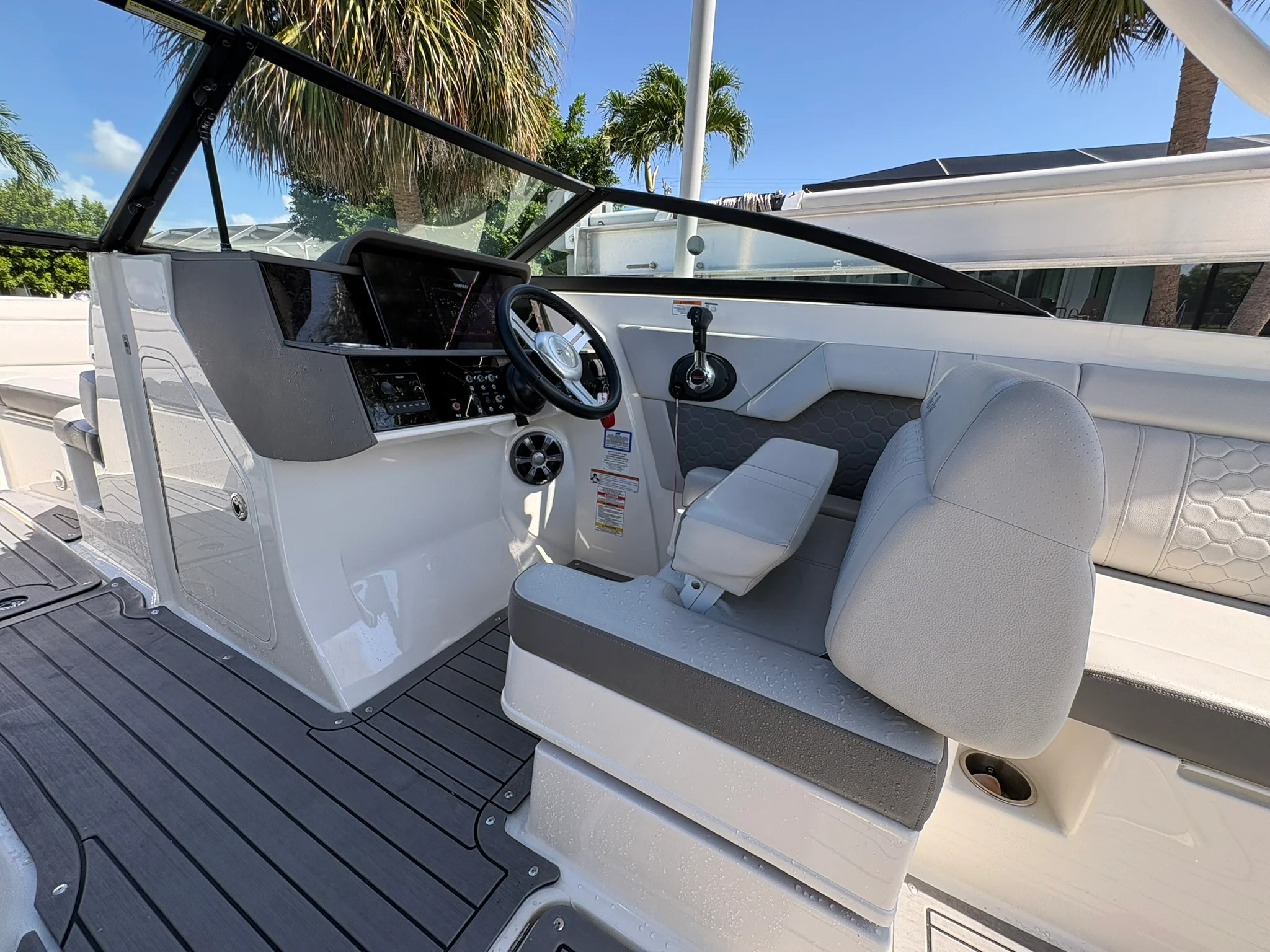 2020 Sea Ray SDX 270 OUTBOARD Image Thumbnail #31