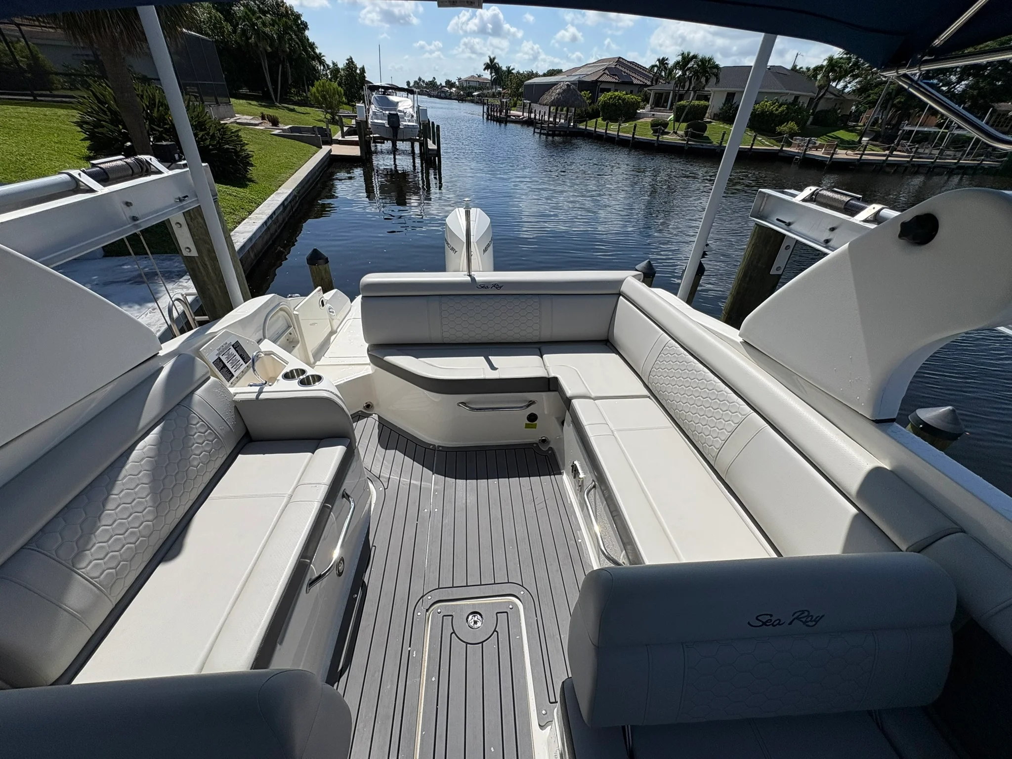 2020 Sea Ray SDX 270 OUTBOARD Image Thumbnail #25