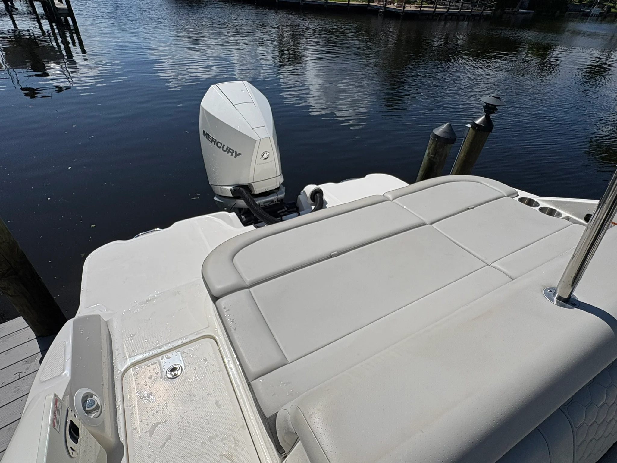 2020 Sea Ray SDX 270 OUTBOARD Image Thumbnail #17
