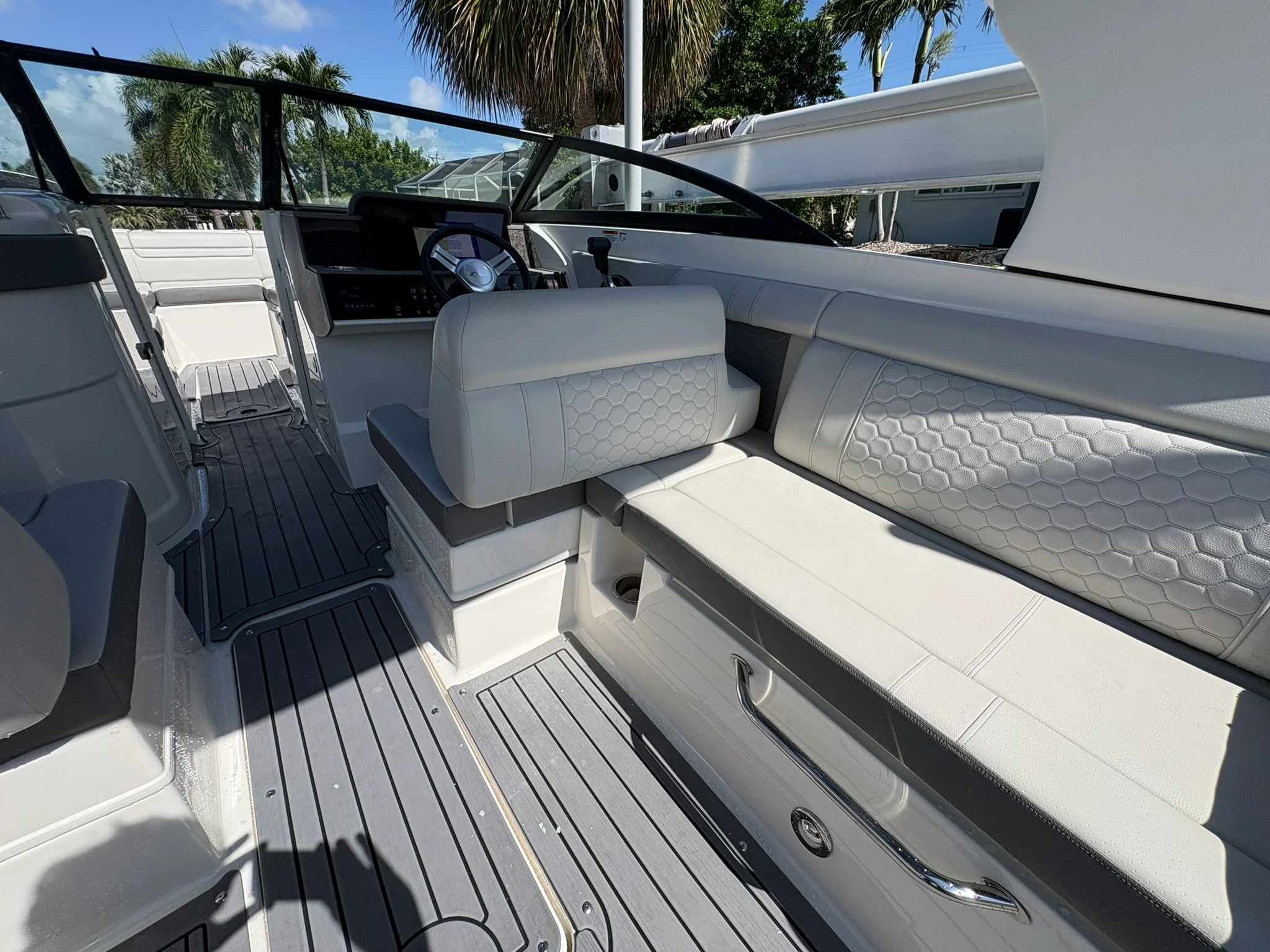 2020 Sea Ray SDX 270 OUTBOARD Image Thumbnail #22