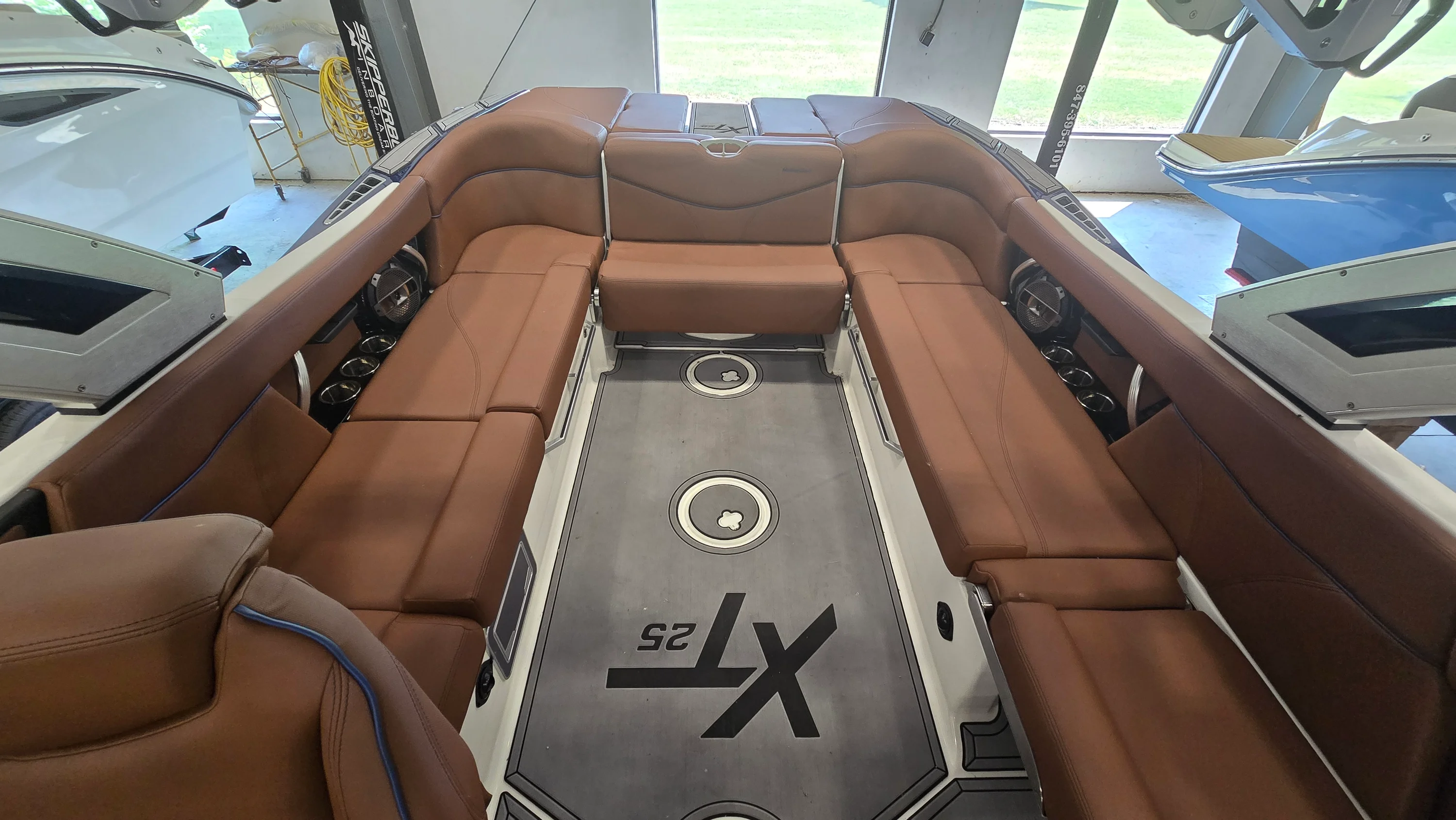 2022 Mastercraft XT25 Image Thumbnail #11