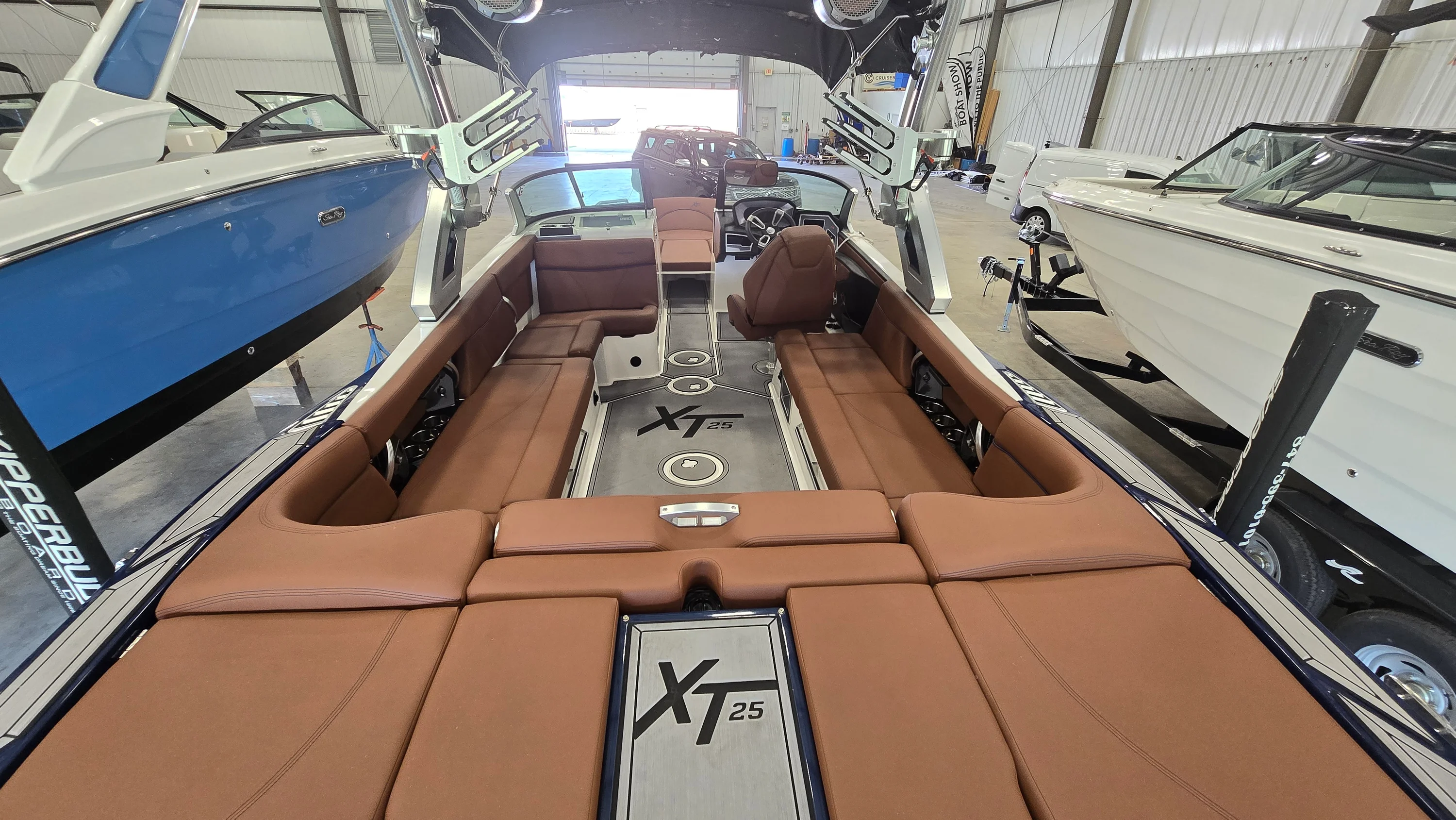 2022 Mastercraft XT25 Image Thumbnail #7