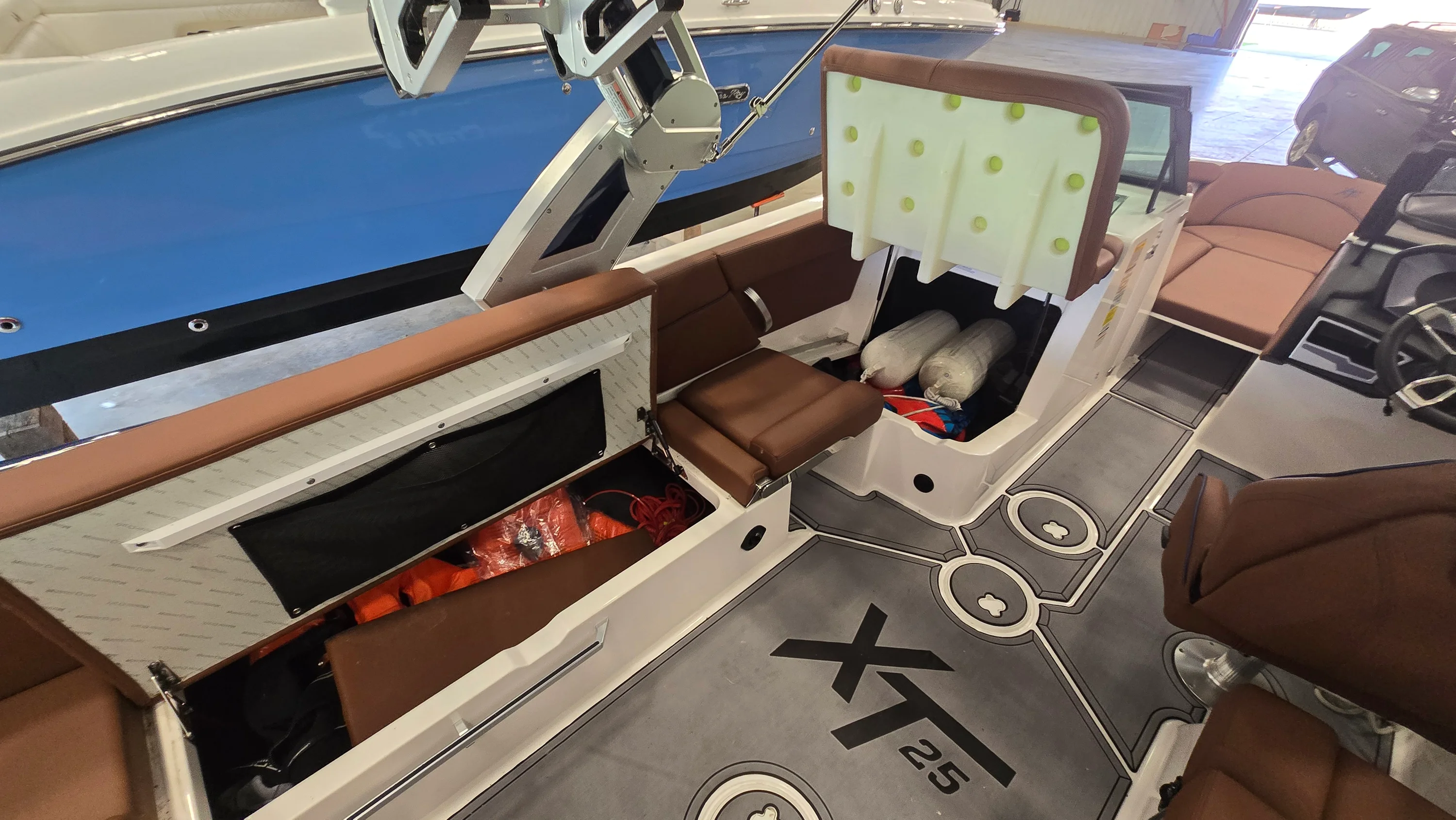 2022 Mastercraft XT25 Image Thumbnail #13