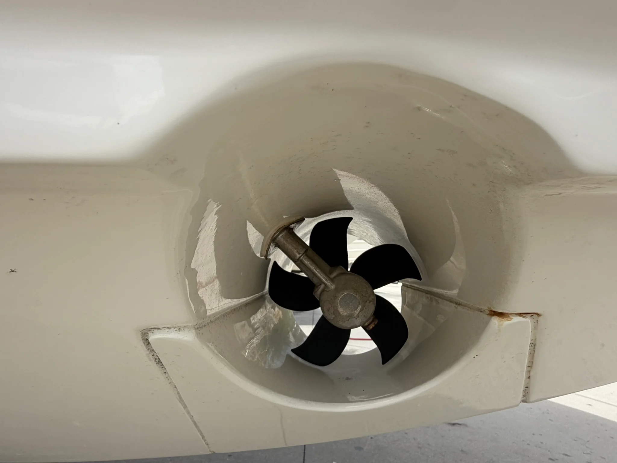 2023 Boston Whaler 325 CONQUEST Image Thumbnail #3