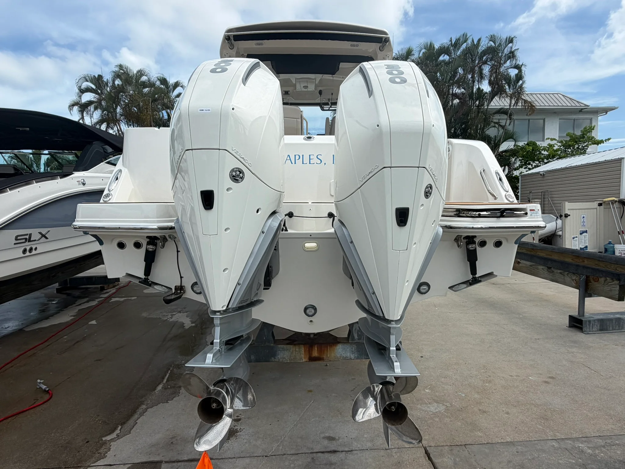 2023 Boston Whaler 325 CONQUEST Image Thumbnail #6