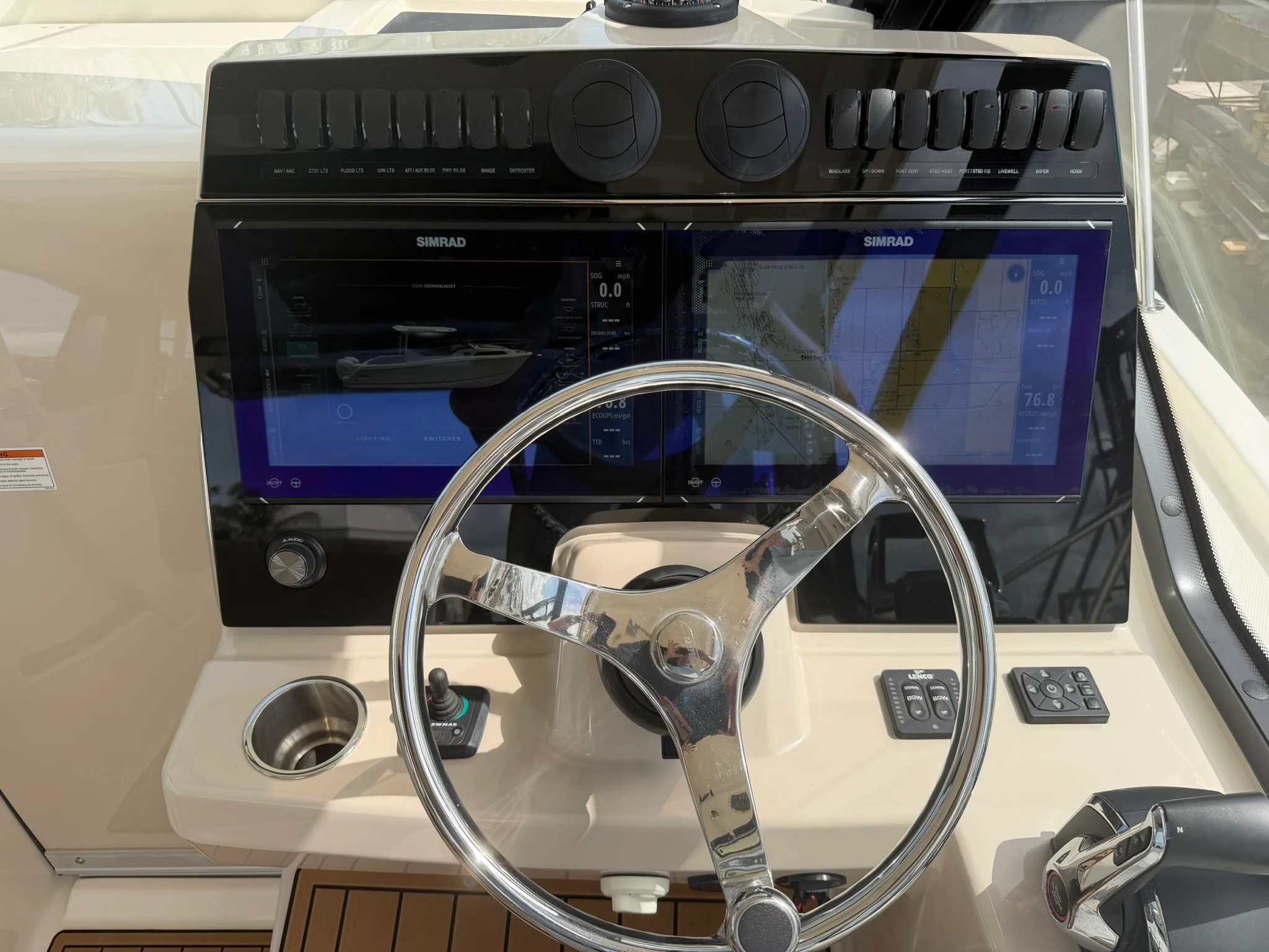 2023 Boston Whaler 325 CONQUEST Image Thumbnail #32