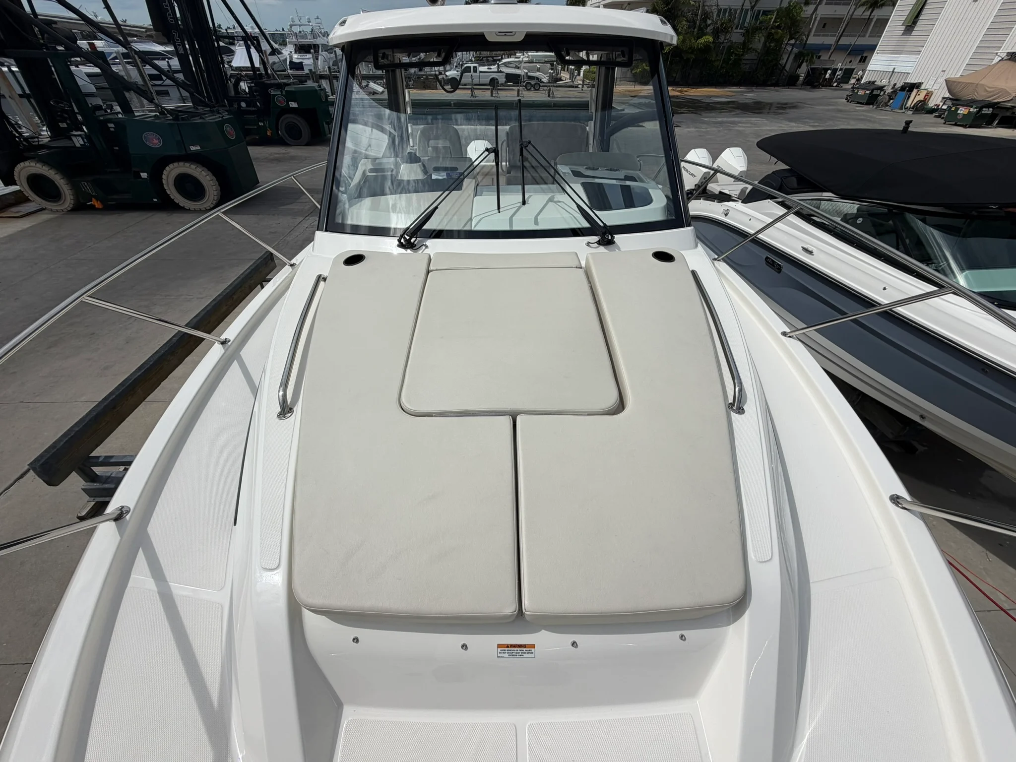 2023 Boston Whaler 325 CONQUEST Image Thumbnail #51