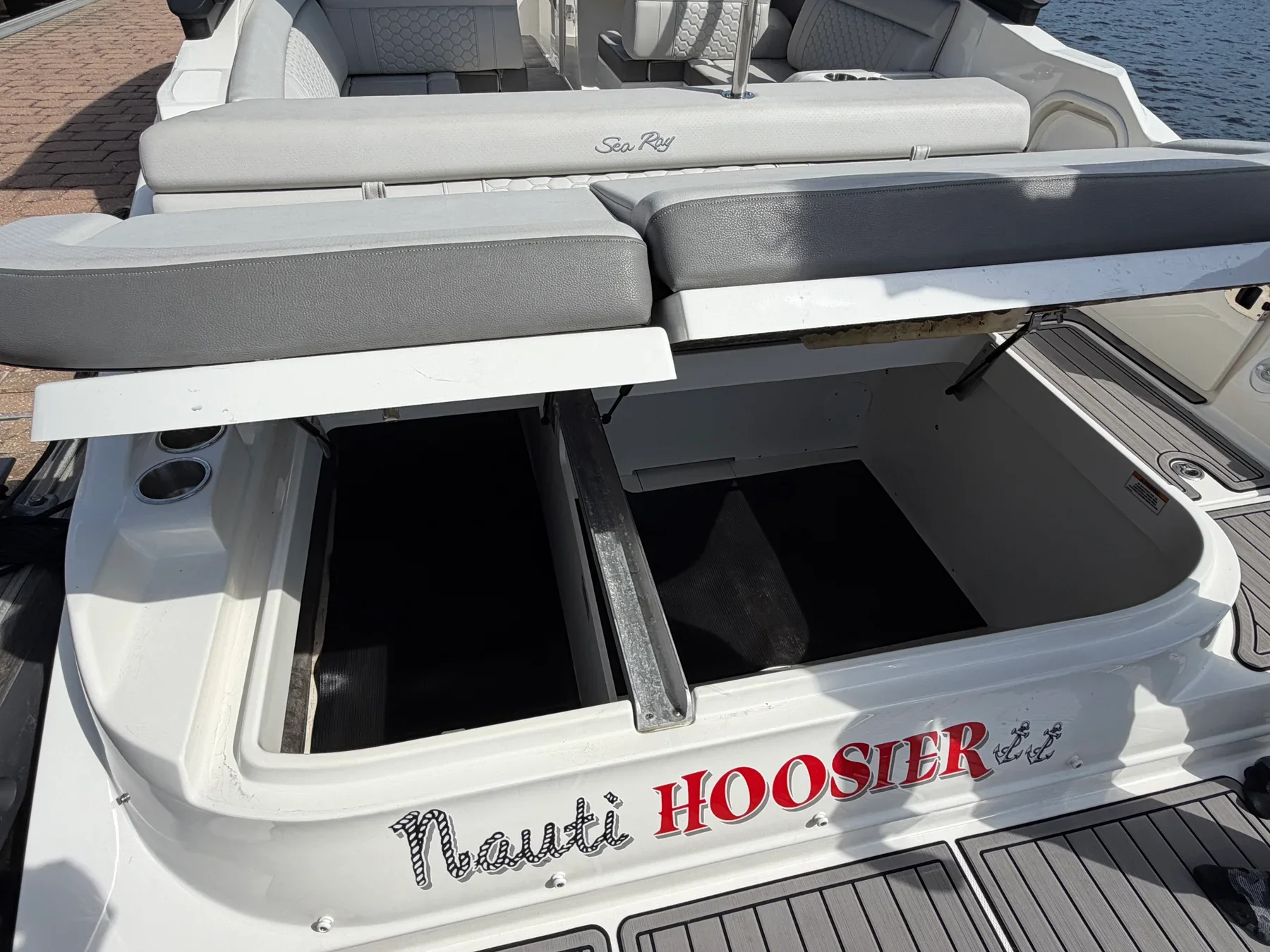2024 Sea Ray 270 SD OB Image Thumbnail #14