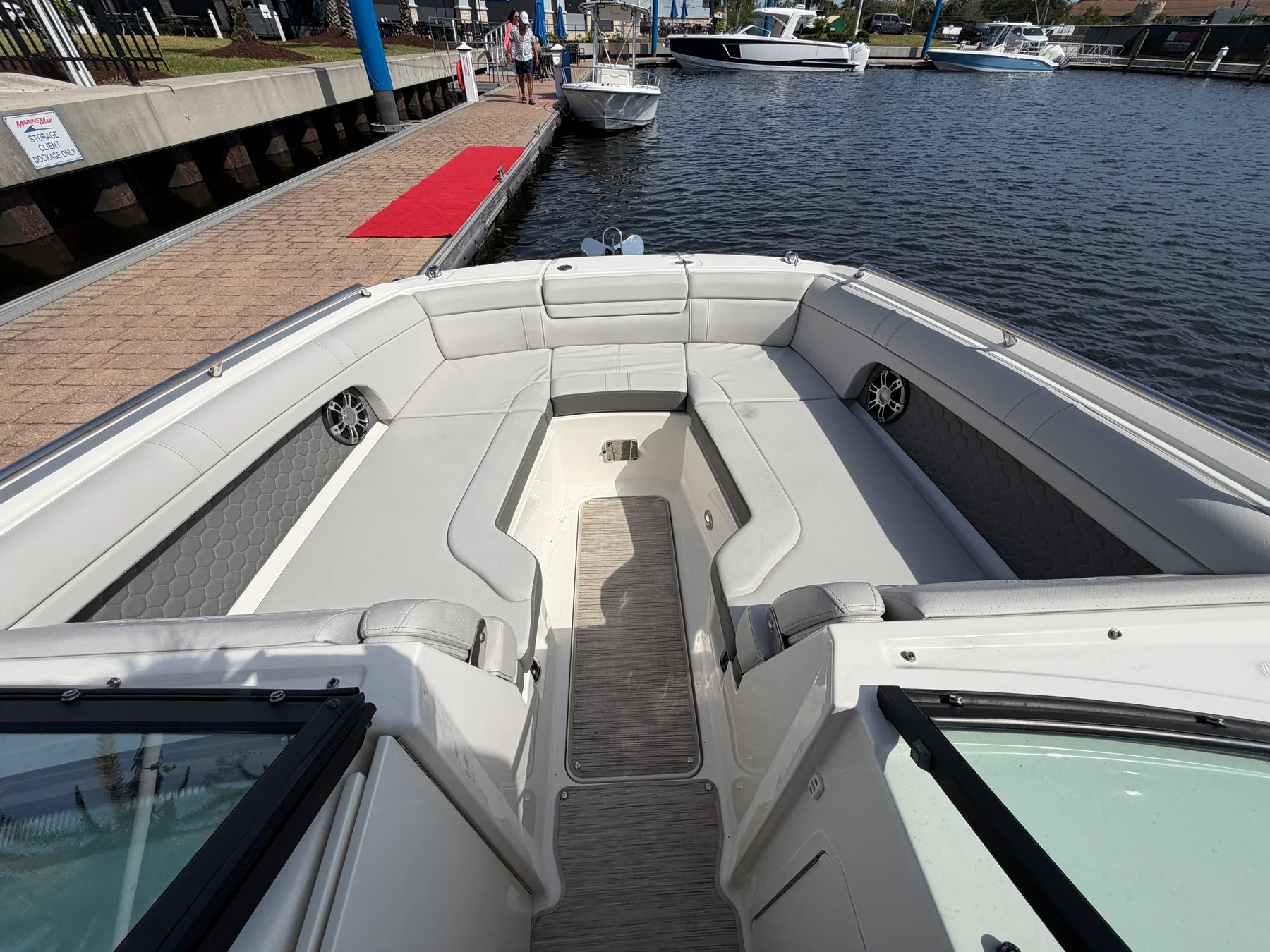 2024 Sea Ray 270 SD OB Image Thumbnail #33