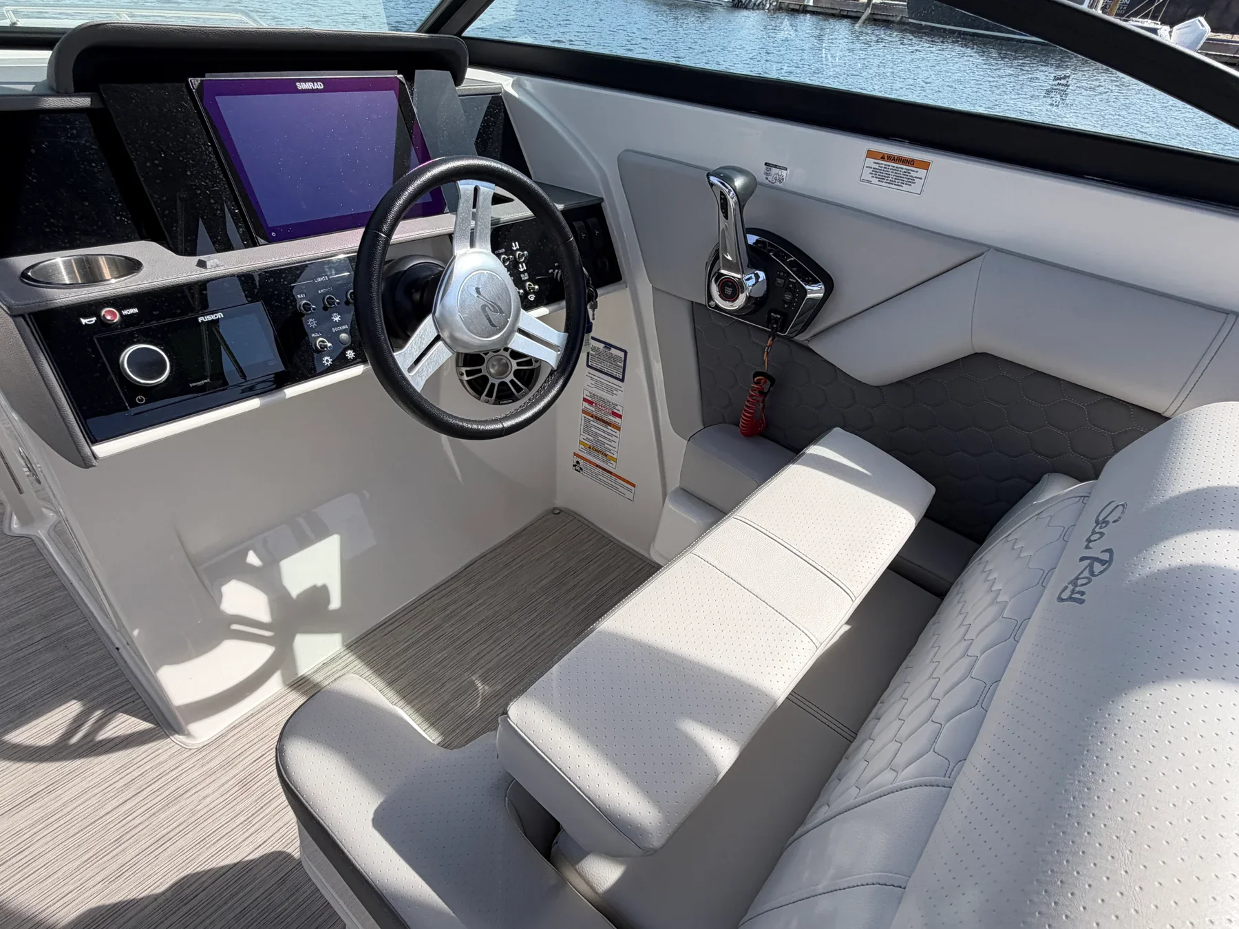 2024 Sea Ray 270 SD OB Image Thumbnail #28