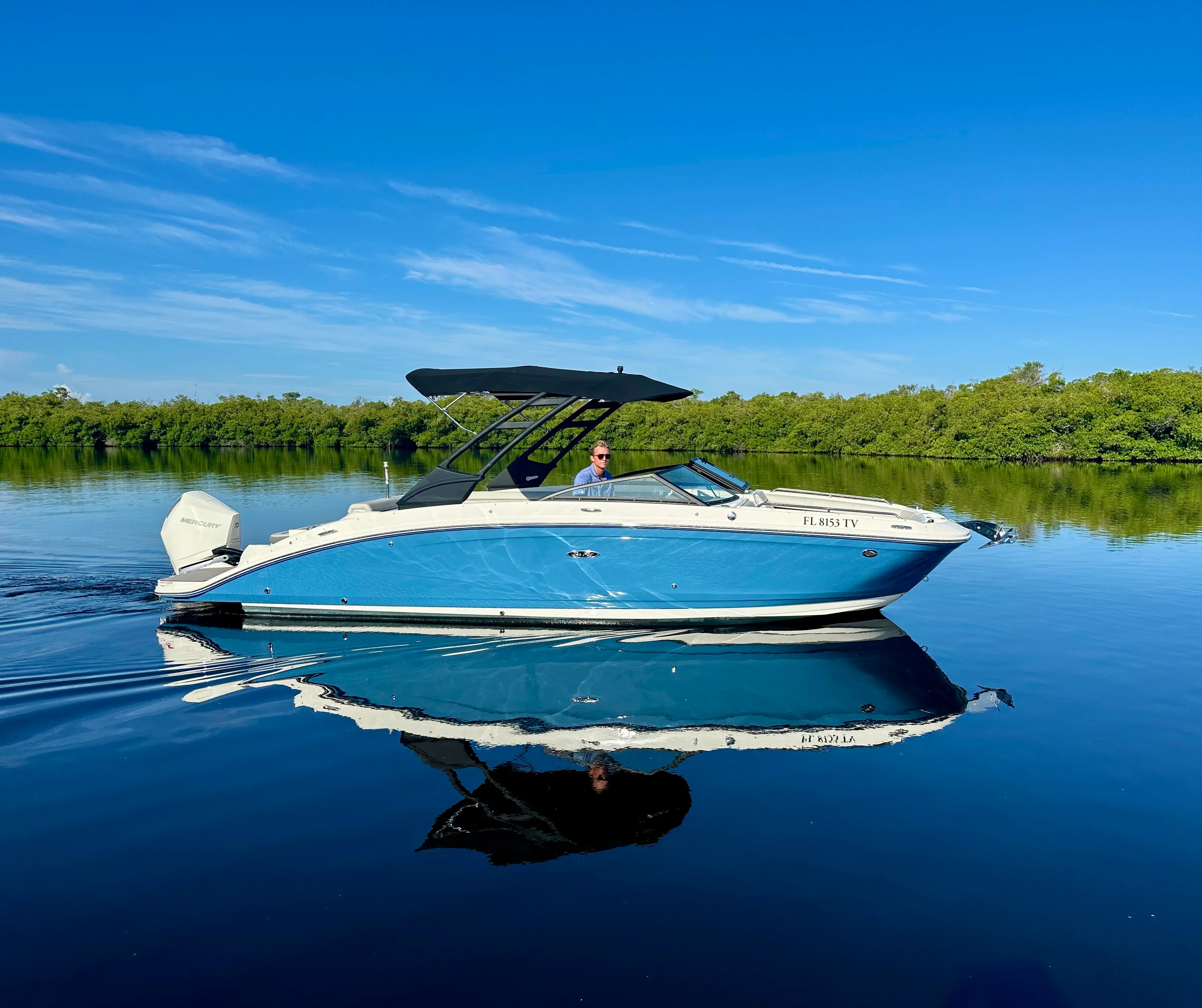 2024 Sea Ray 270 SD OB Image Thumbnail #0
