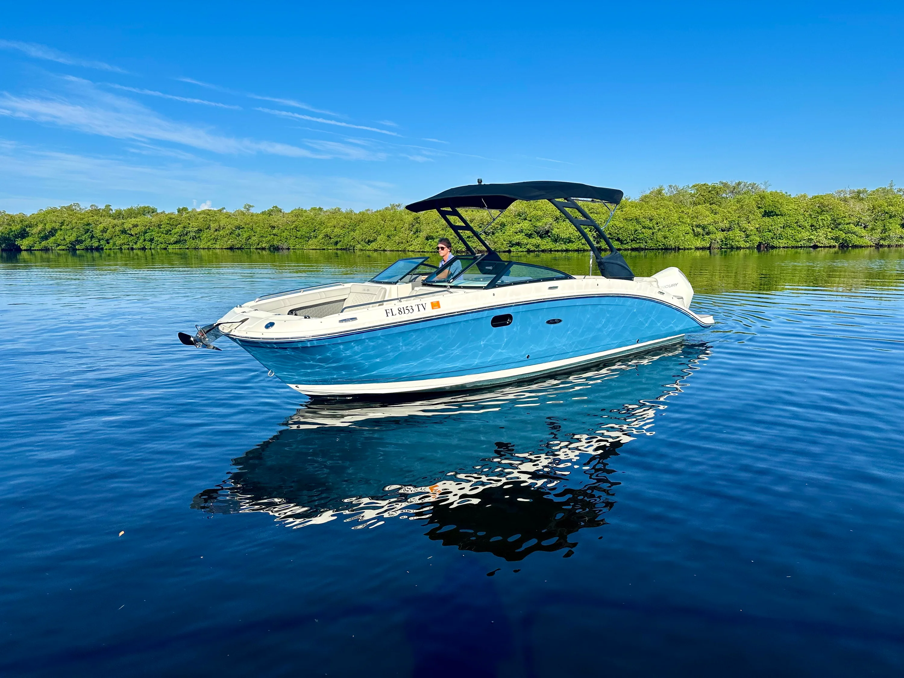 2024 Sea Ray 270 SD OB Image Thumbnail #5