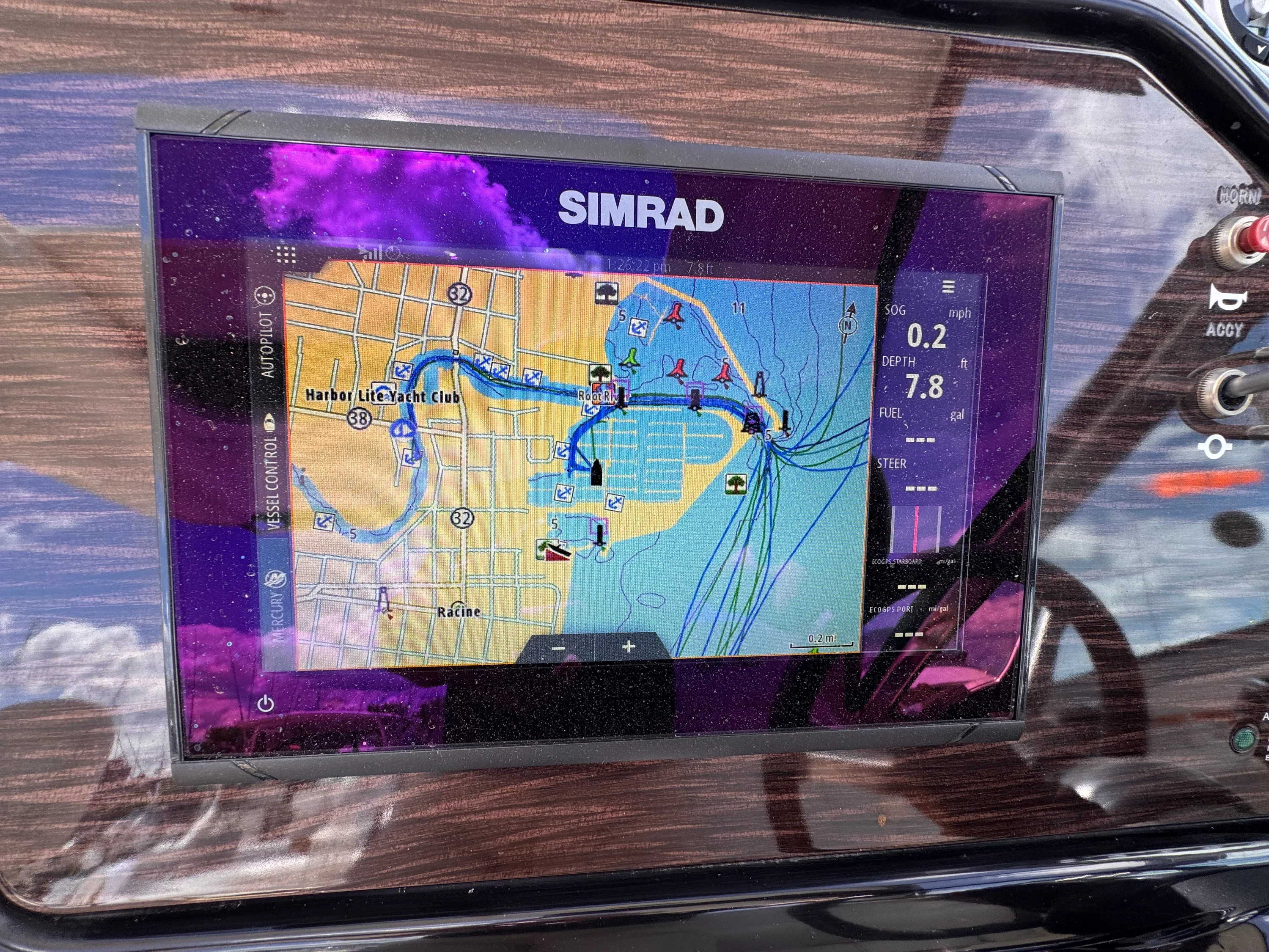 2018 Sea Ray 350 SUNDANCER Image Thumbnail #17
