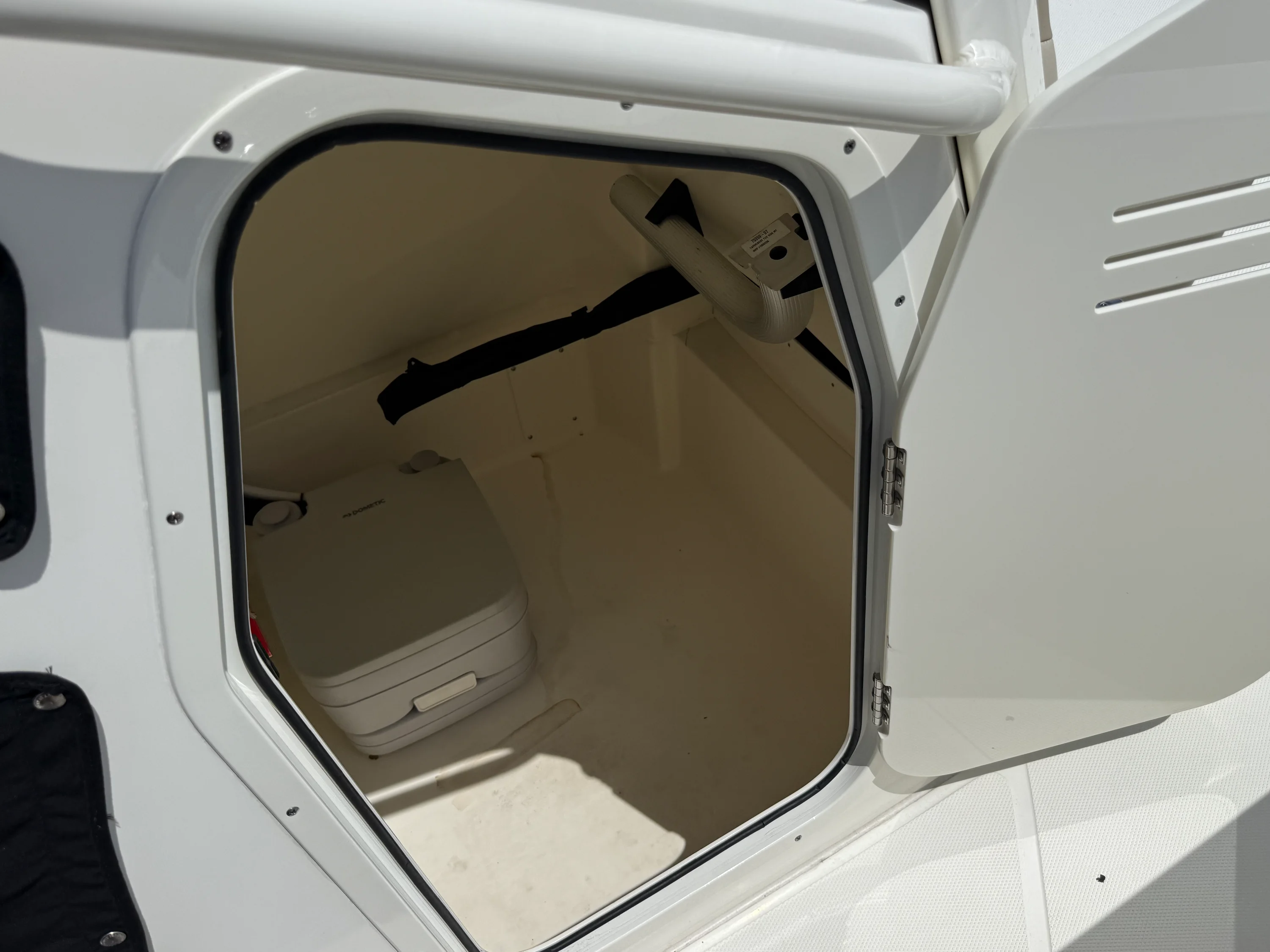 2024 Boston Whaler 25 DAUNTLESS Image Thumbnail #51