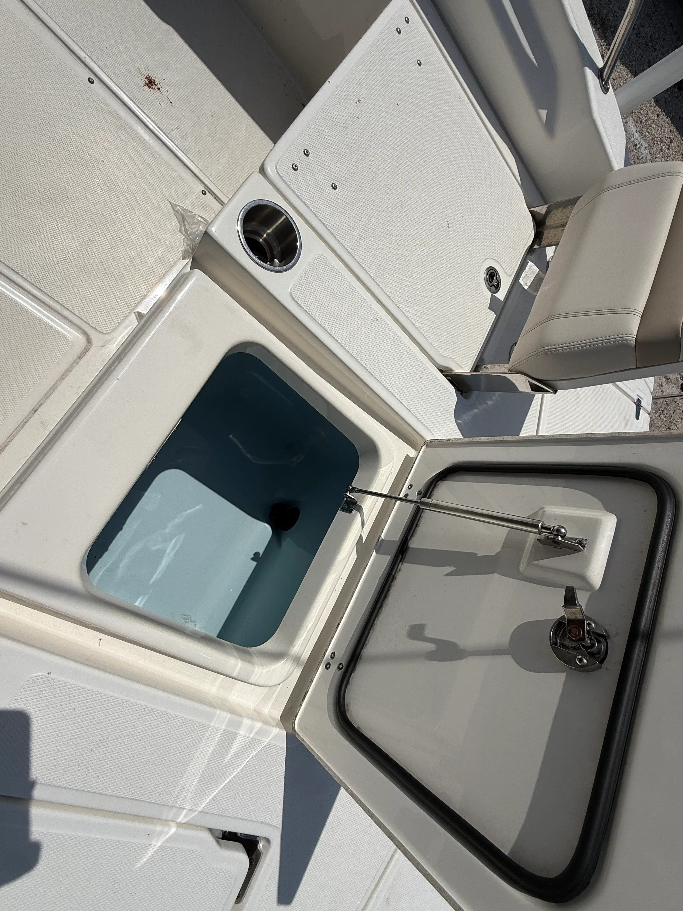2024 Boston Whaler 25 DAUNTLESS Image Thumbnail #41