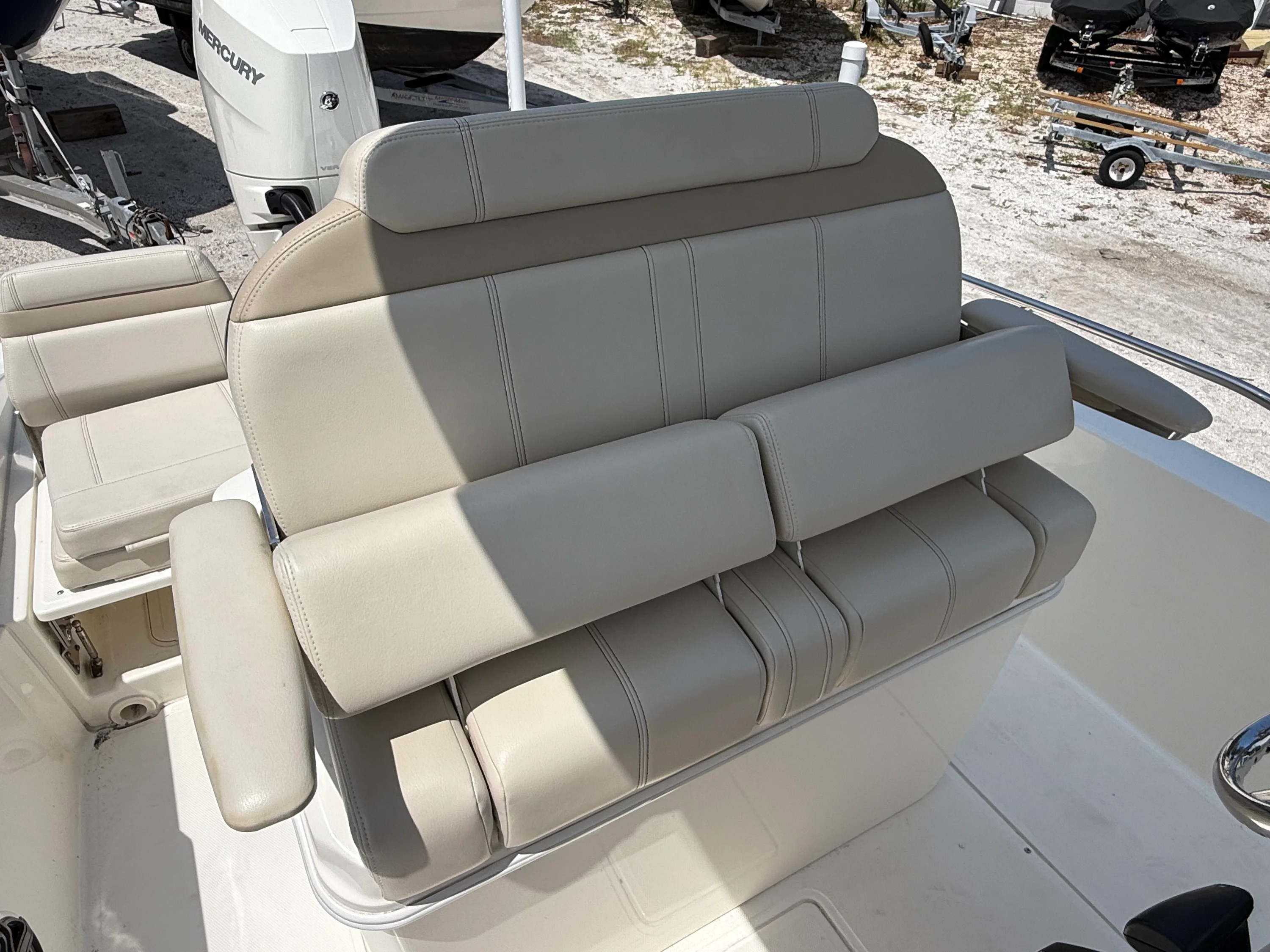 2024 Boston Whaler 25 DAUNTLESS Image Thumbnail #24